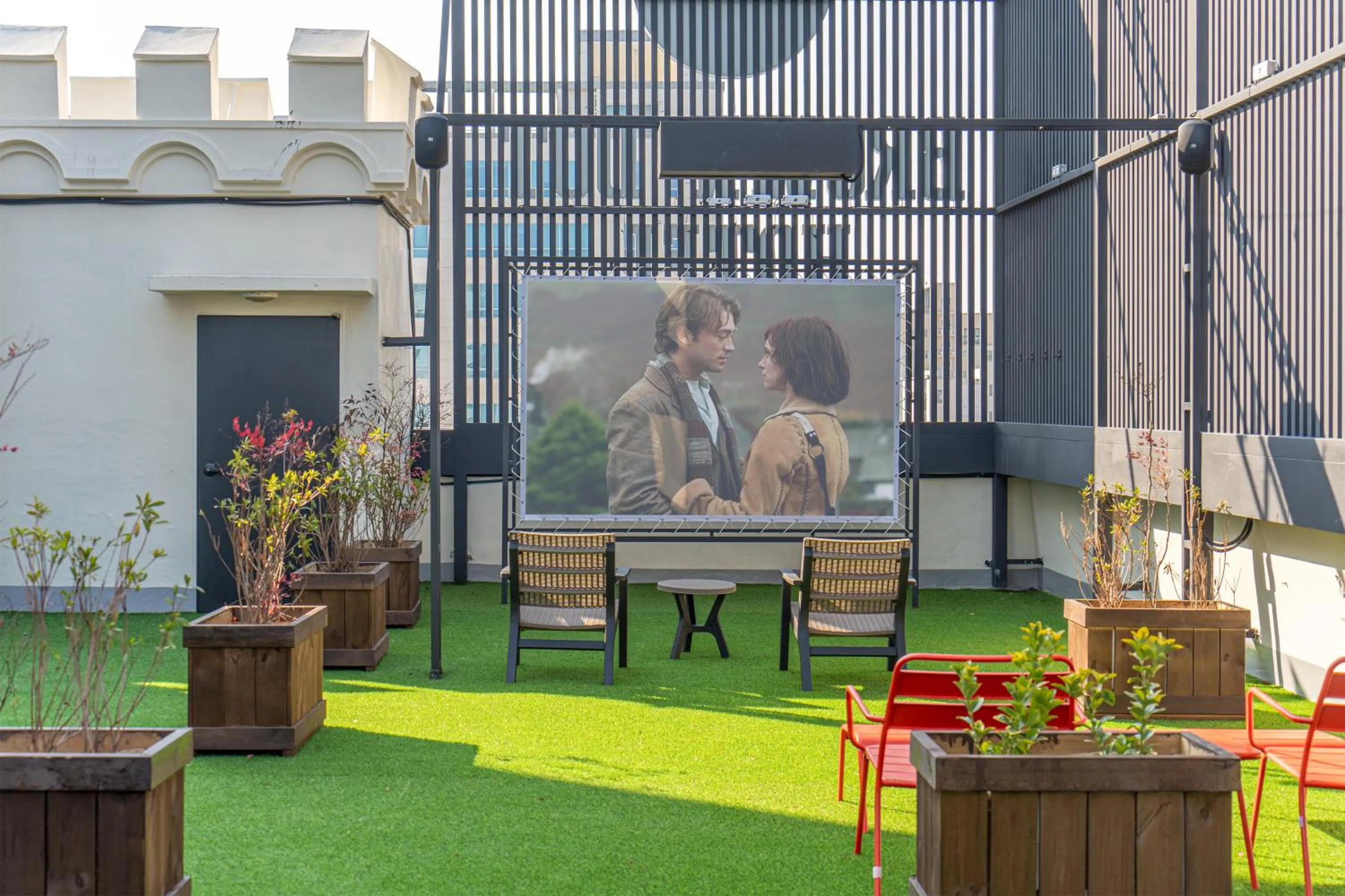 Communal lounge/ TV room in Browndot hotel Gimhae cityhall