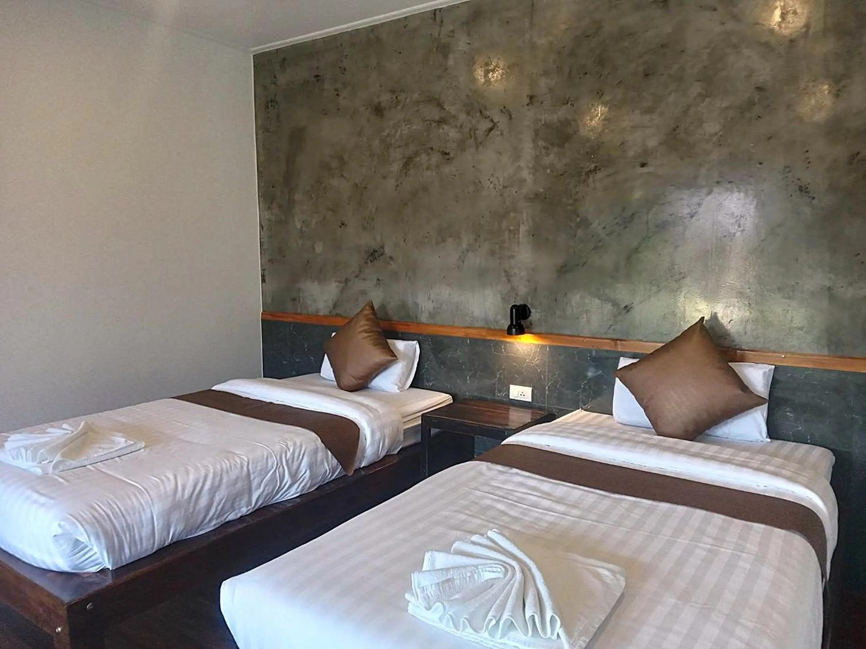 Deluxe Twin Room in Bu-Gaan Sukhothai Village