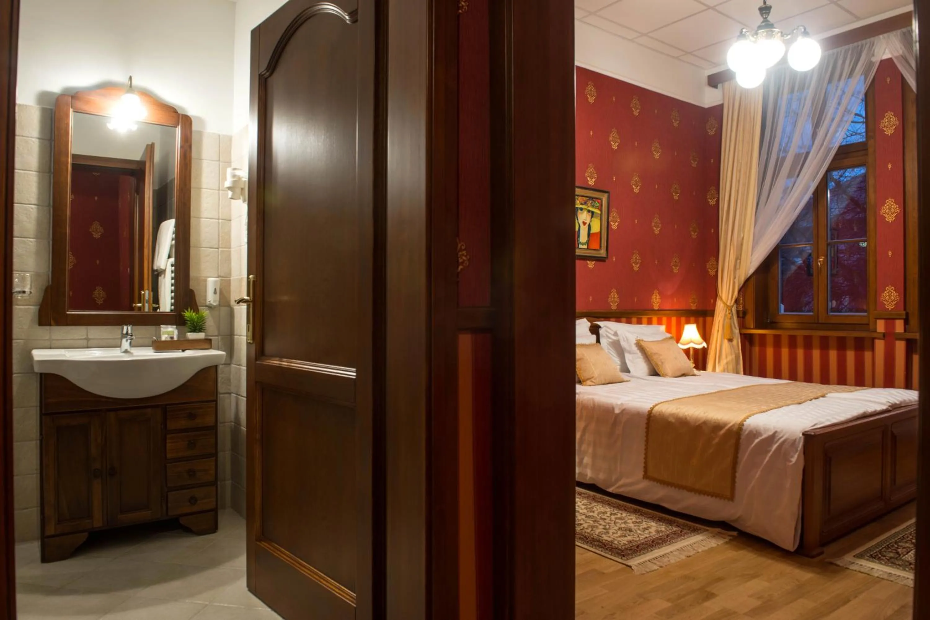 Bedroom, Bed in Szekszárd Szálló