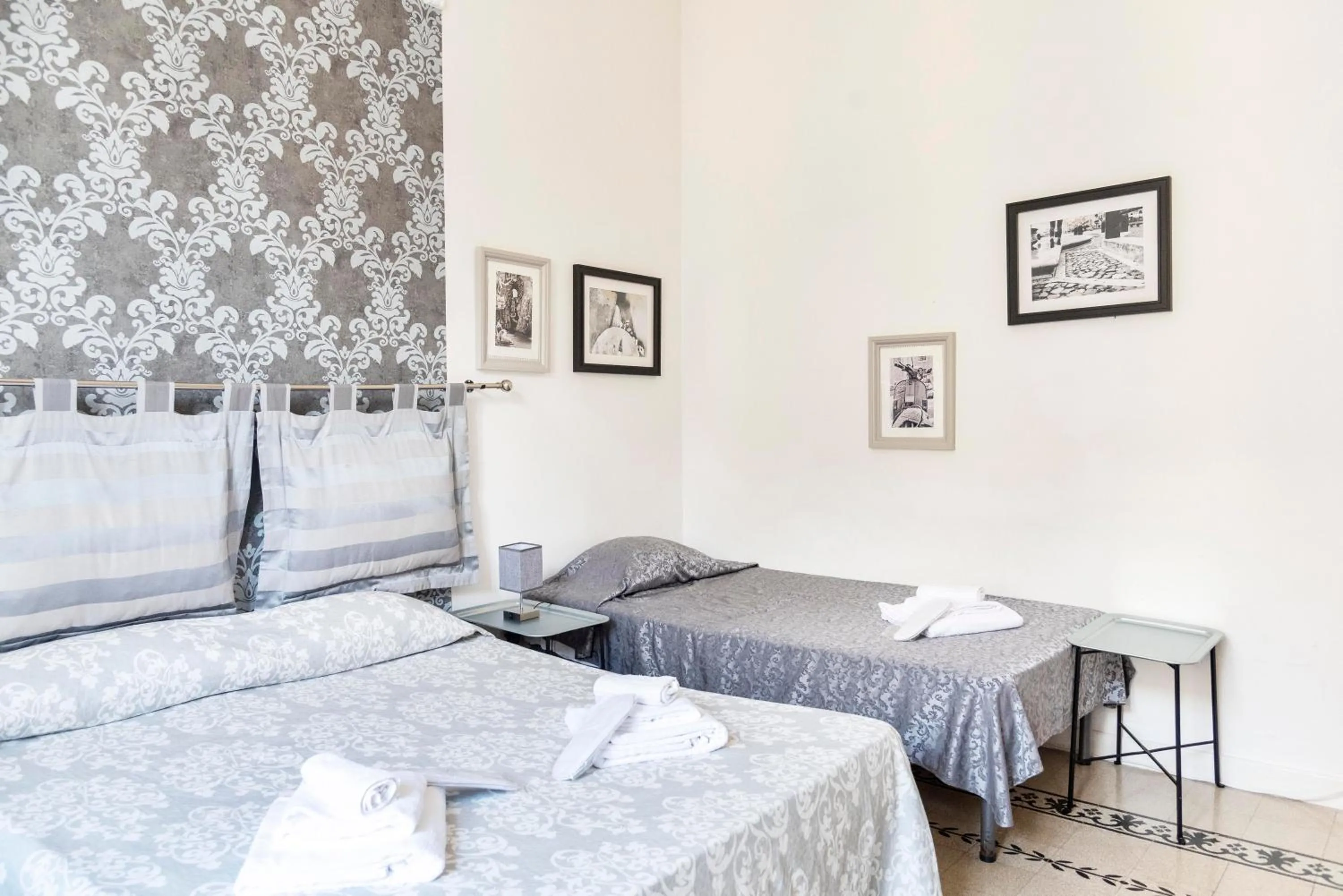 Bedroom, Bed in Merulana Suite Apartment