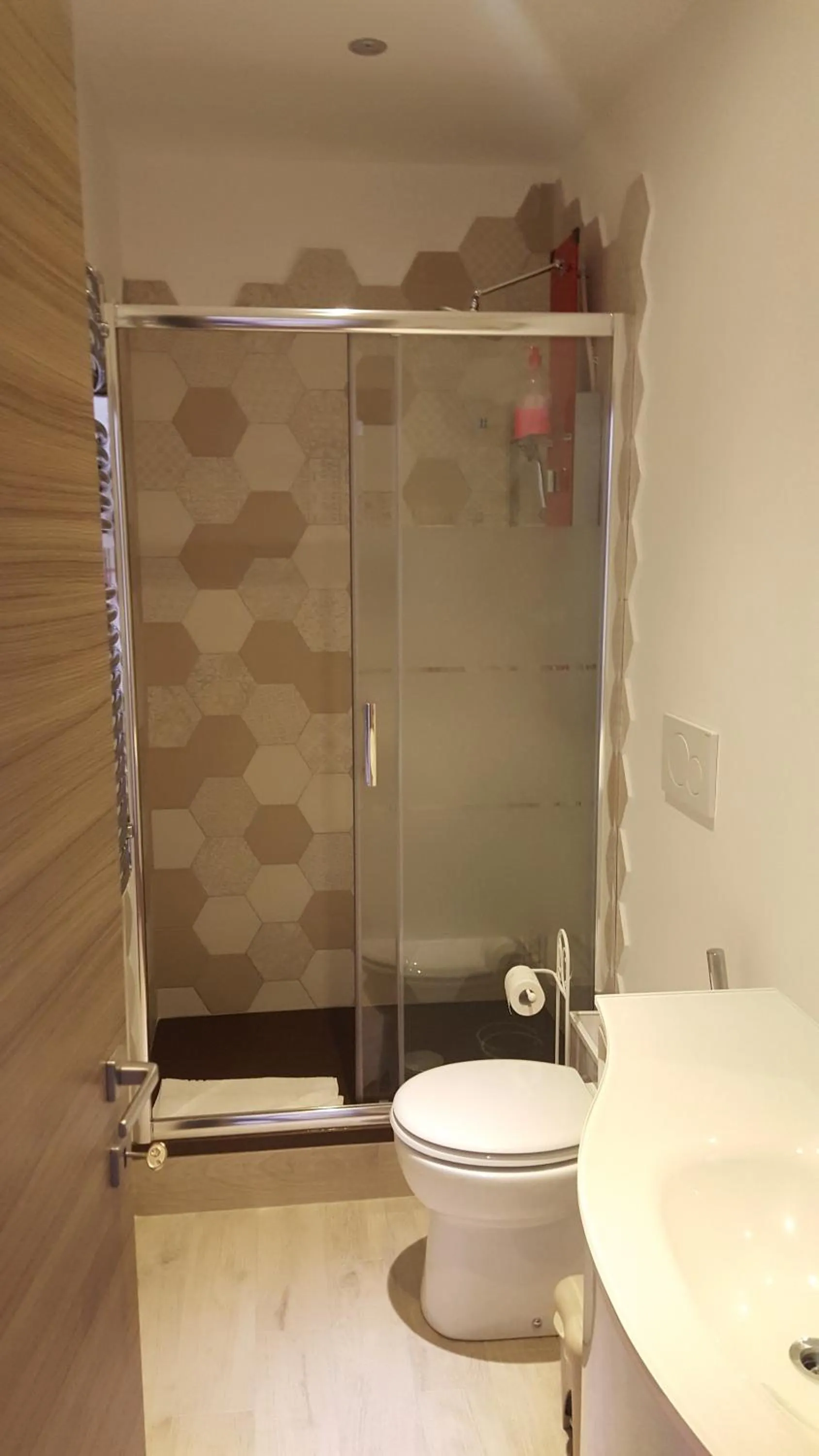 Bathroom in Merulana Suite Apartment