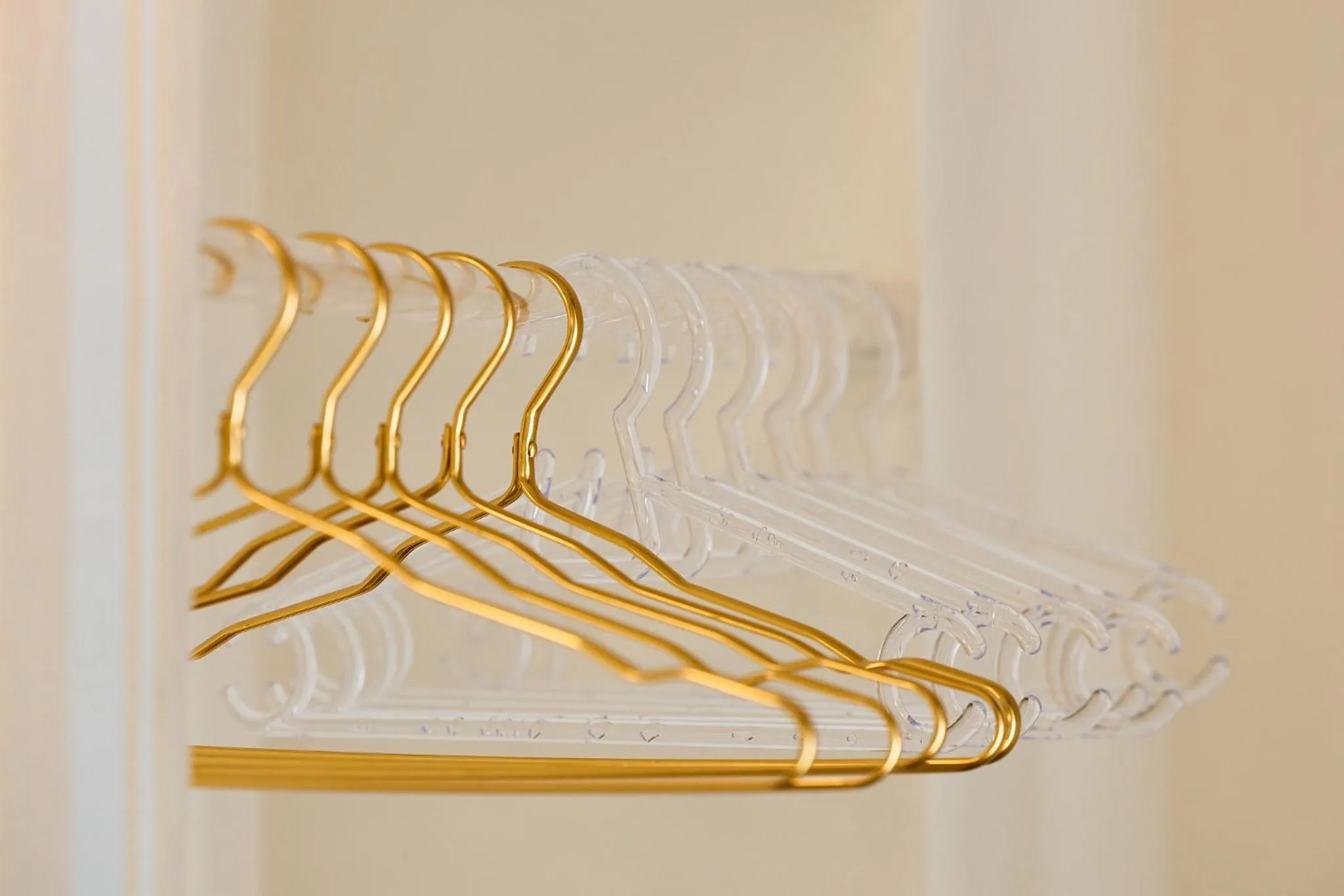 wardrobe in Merulana Suite Apartment