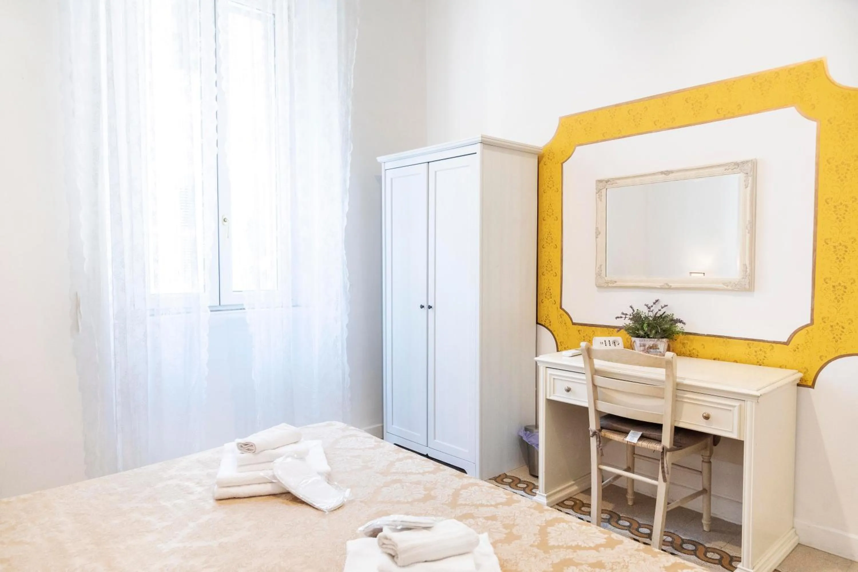 Bedroom, Bed in Merulana Suite Apartment