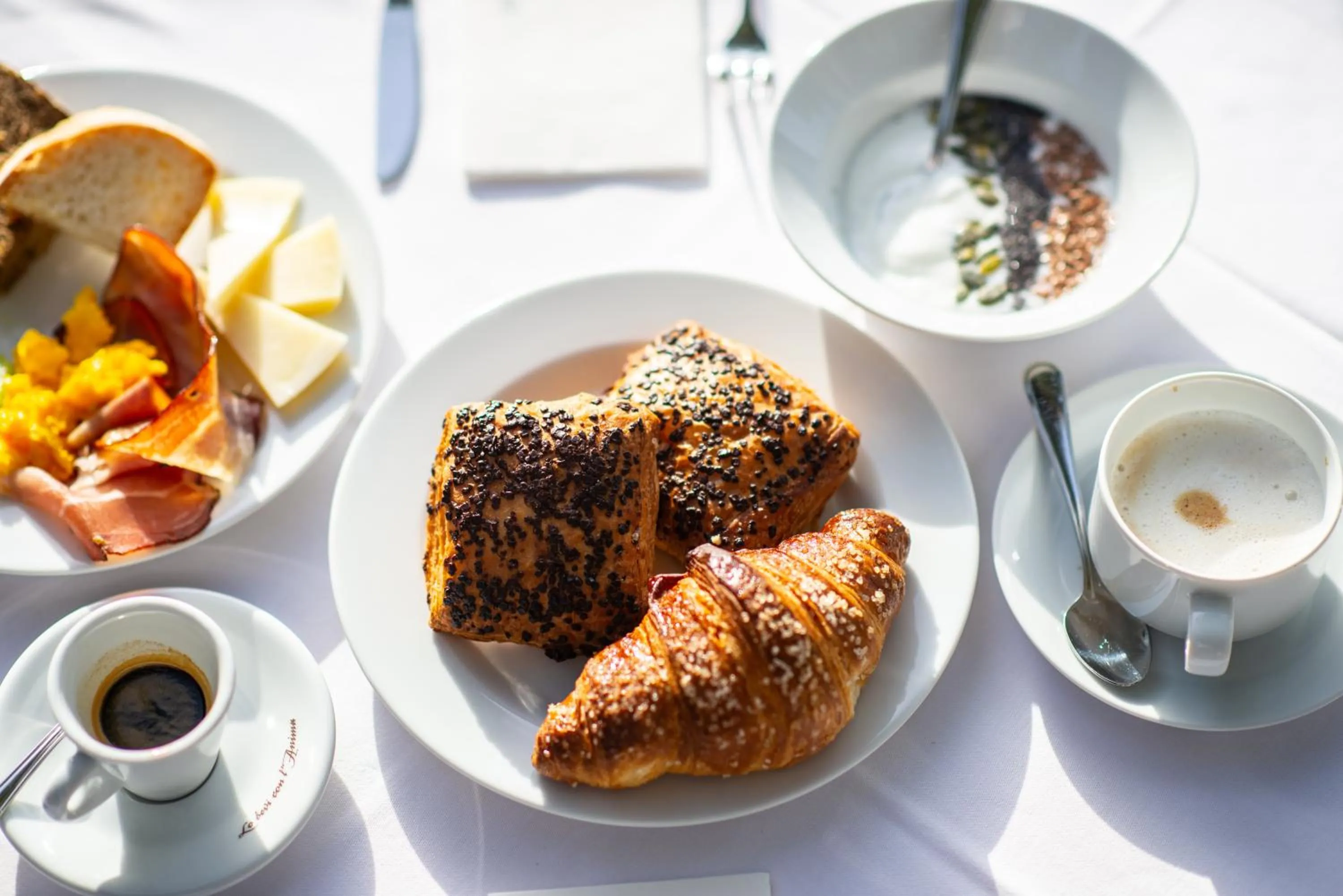 Breakfast in Il Pelagone Hotel & Golf Resort Toscana