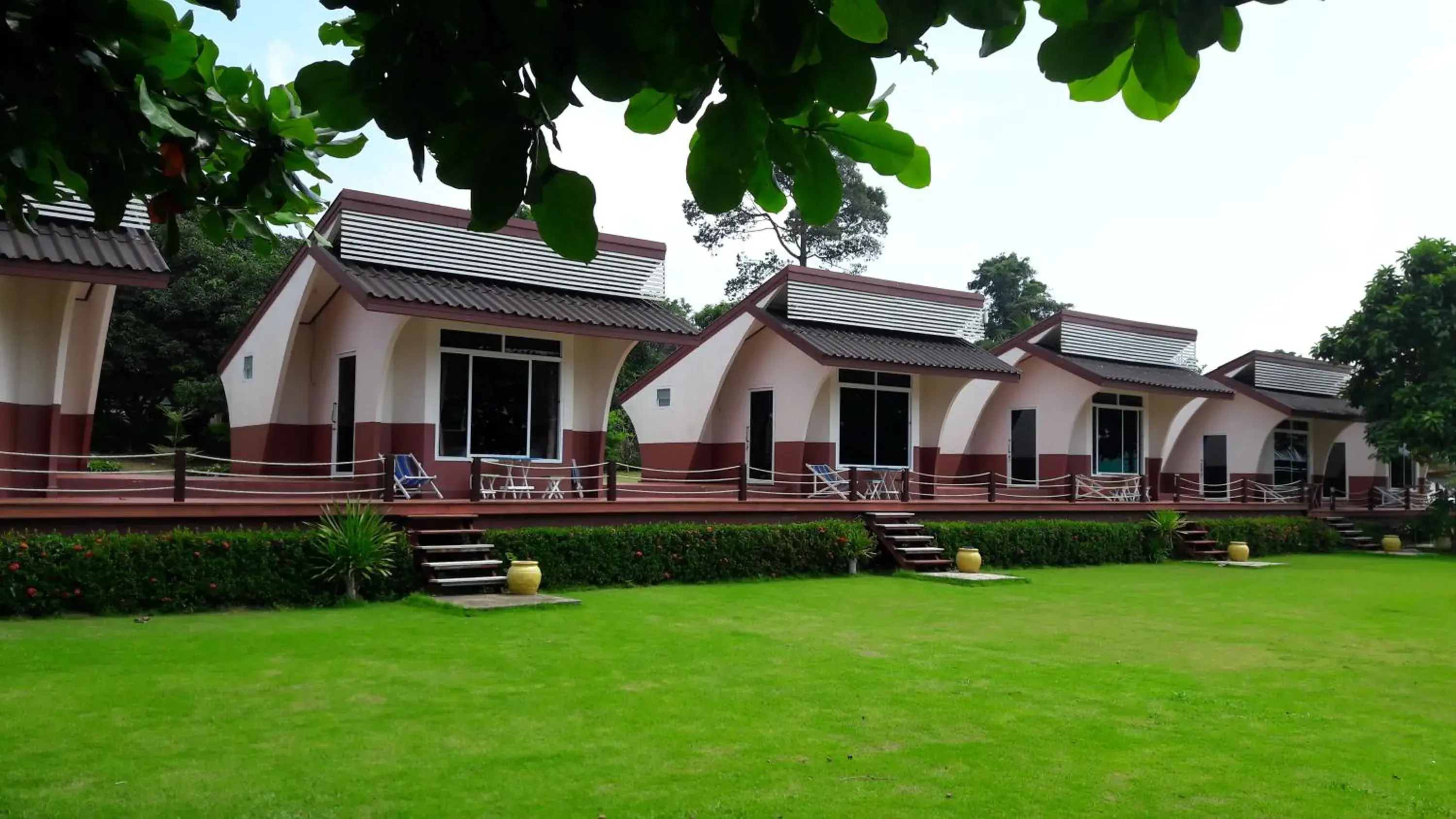 Lomtalay Resort Trat Lomtalay Resort Trat