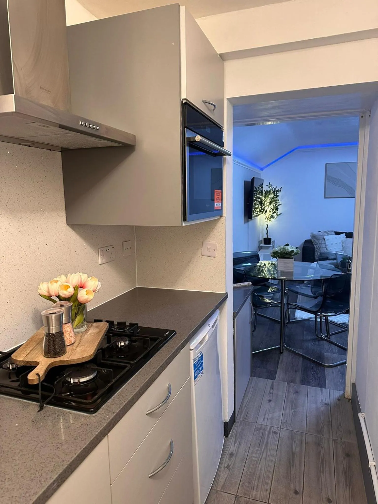 The Old Black Horse Inn