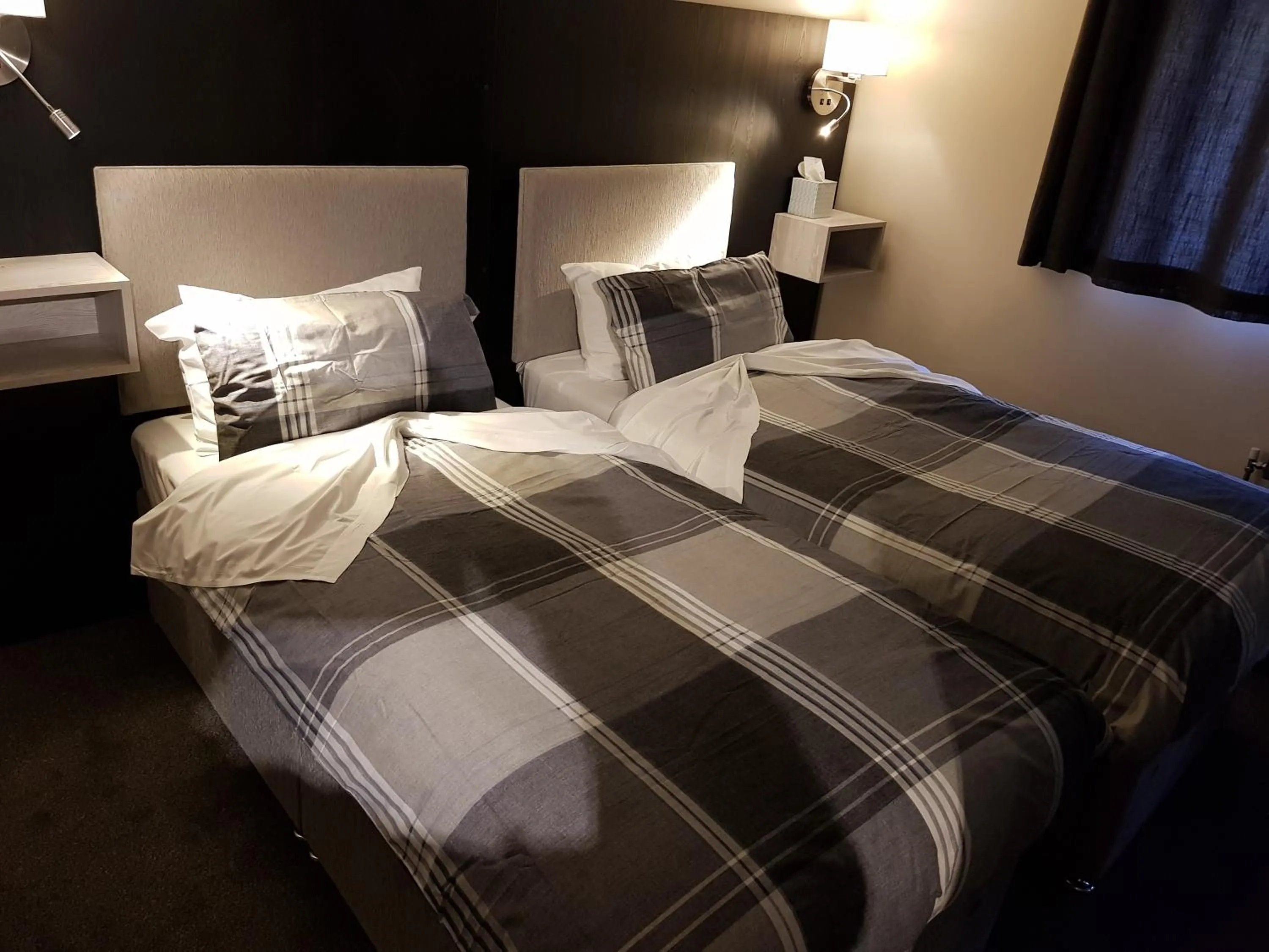 Bed in The Old Black Horse Inn