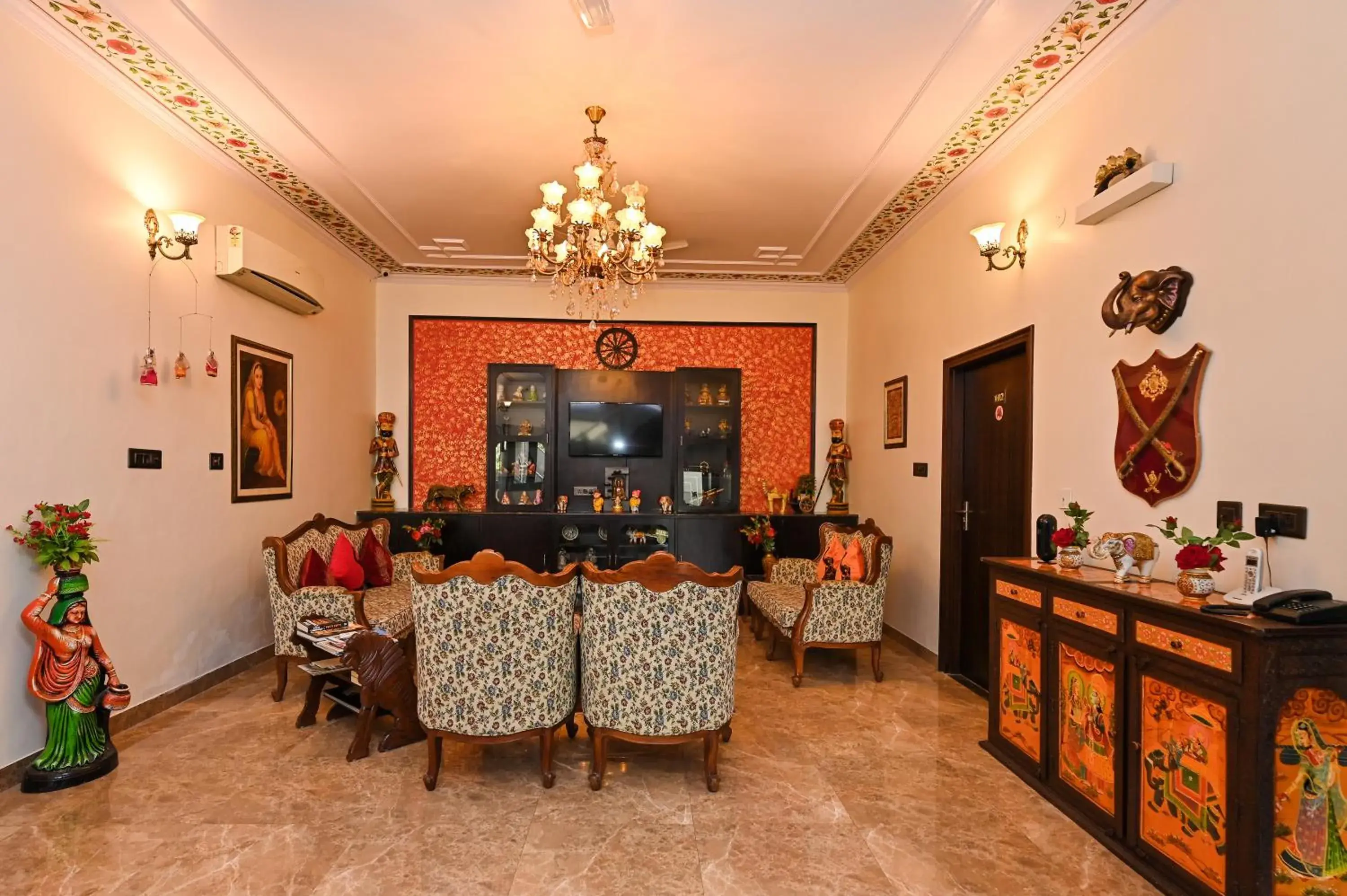 Lobby or reception in Harnawa Haveli - A Boutique Heritage Haveli in Jaipur Lobby or reception in Harnawa Haveli - A Boutique Heritage Haveli in Jaipur
