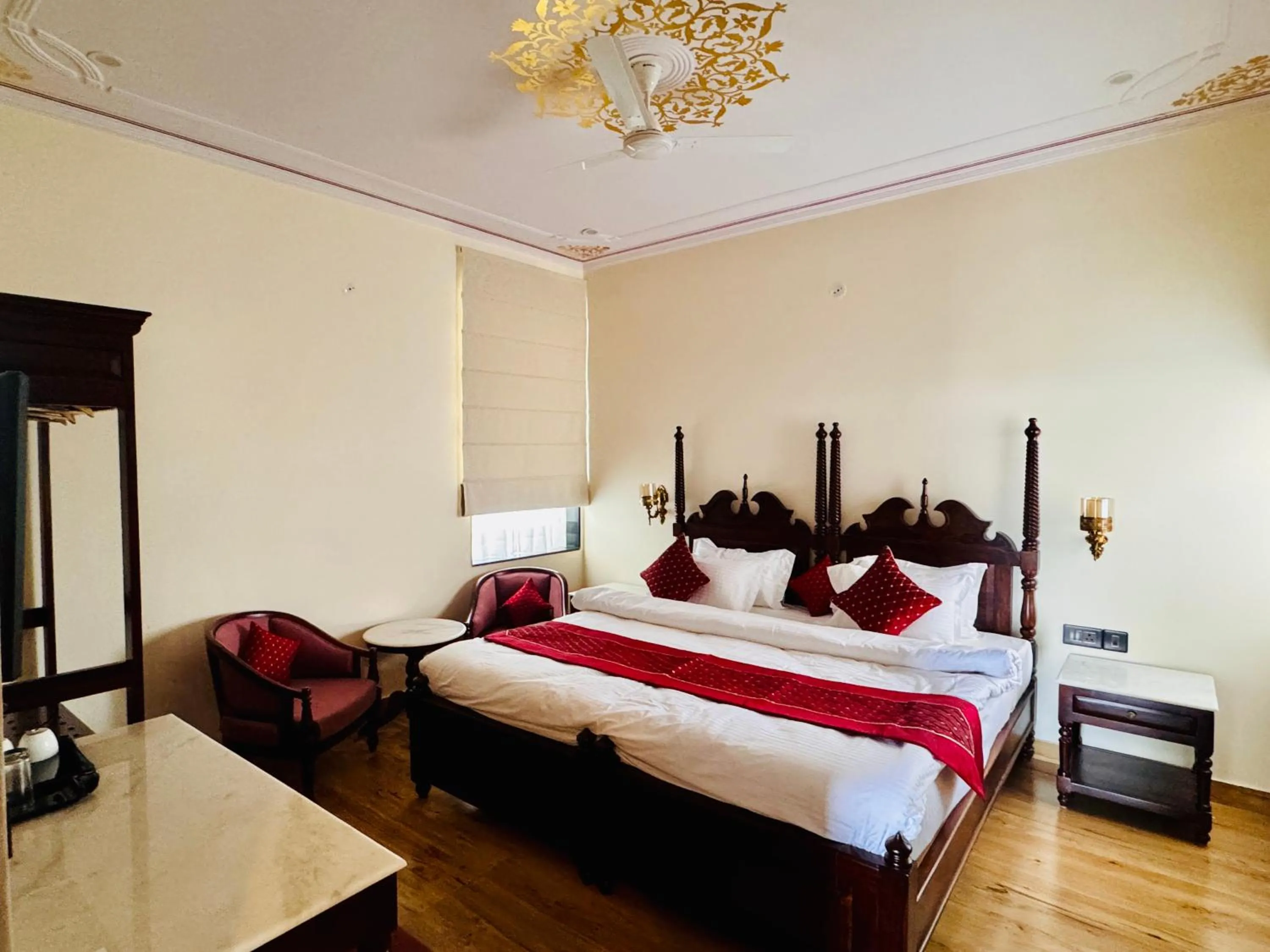 Bed in Harnawa Haveli - A Boutique Heritage Stay