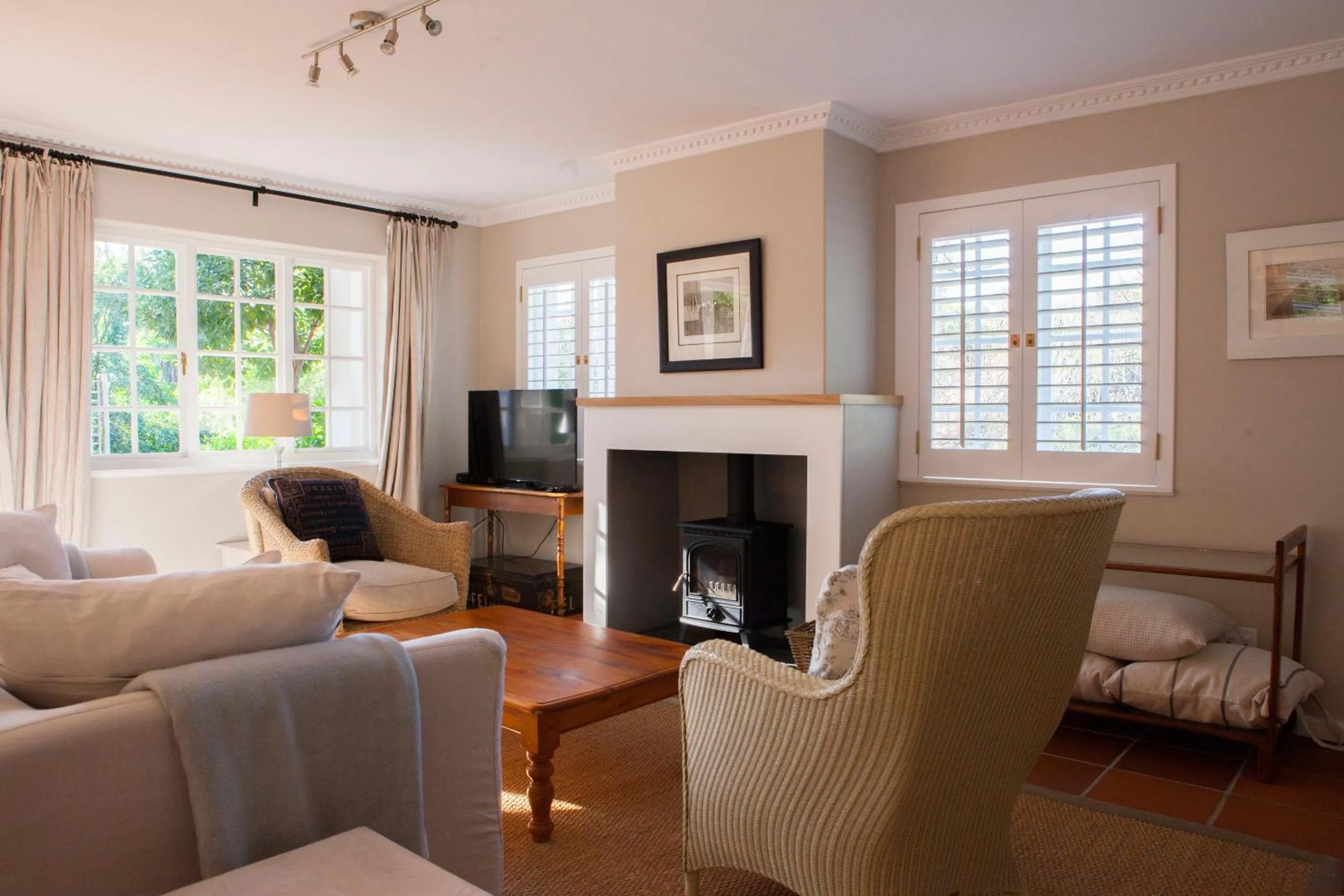 Living room in 33 Strawberry Lane - Studio and Cottage