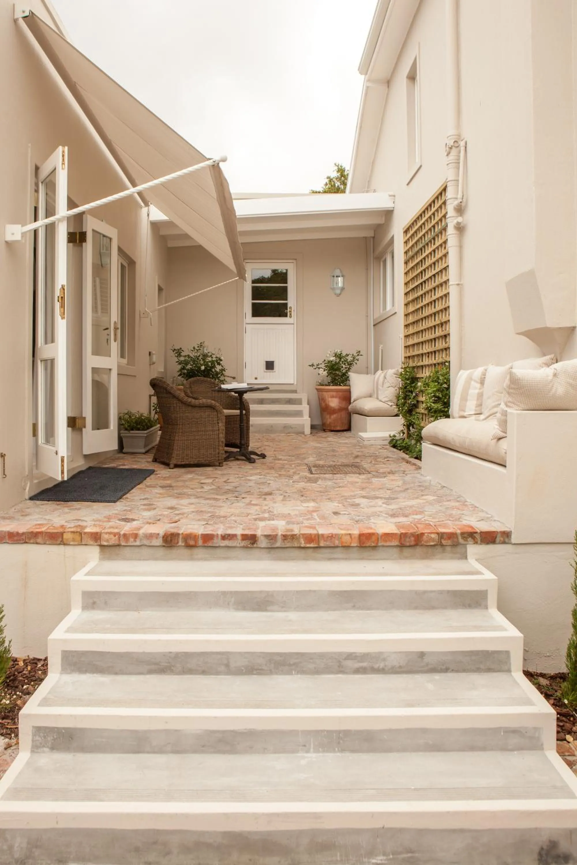 Patio in 33 Strawberry Lane - Studio and Cottage