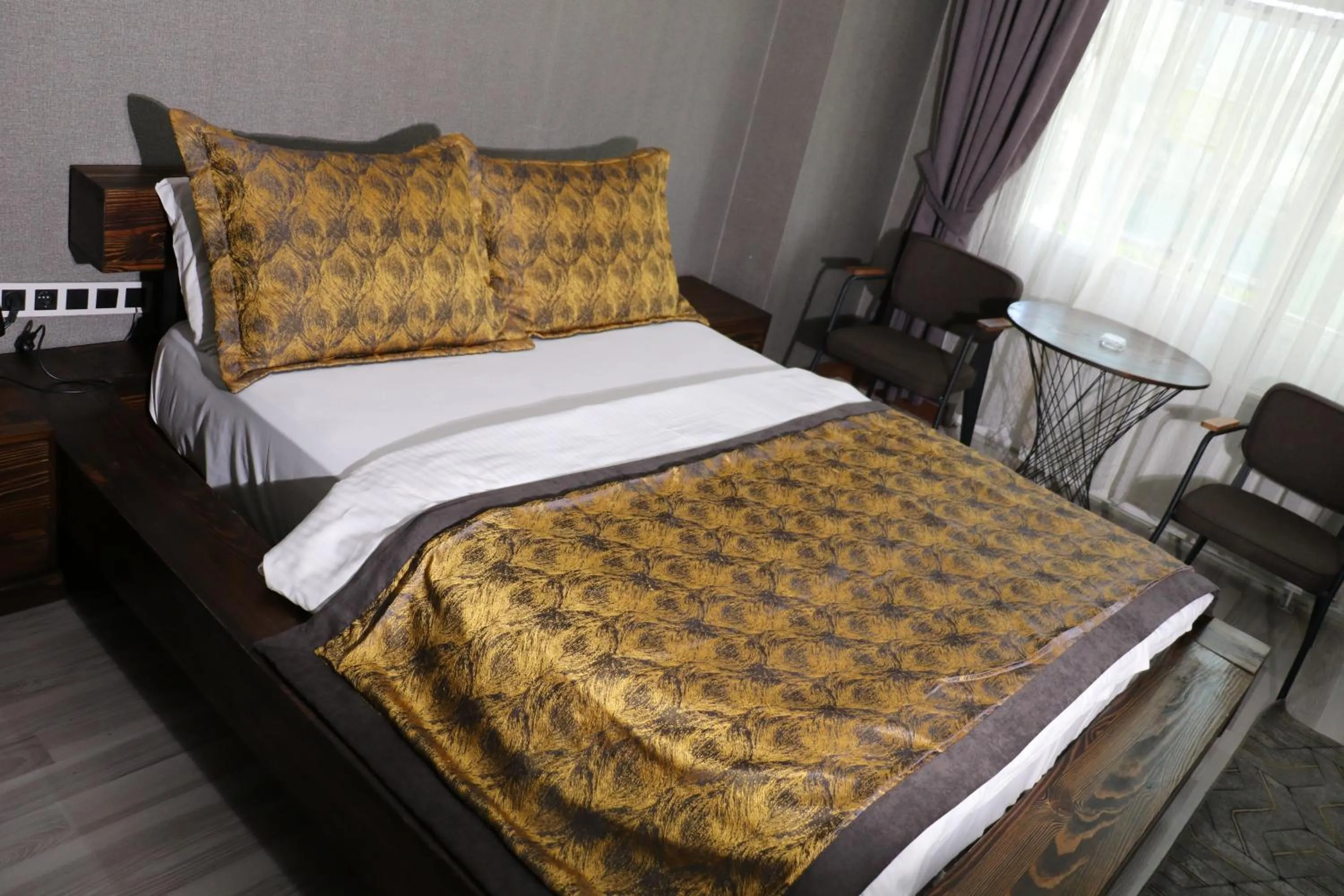 Massage, Bed in Zengin City Hotel