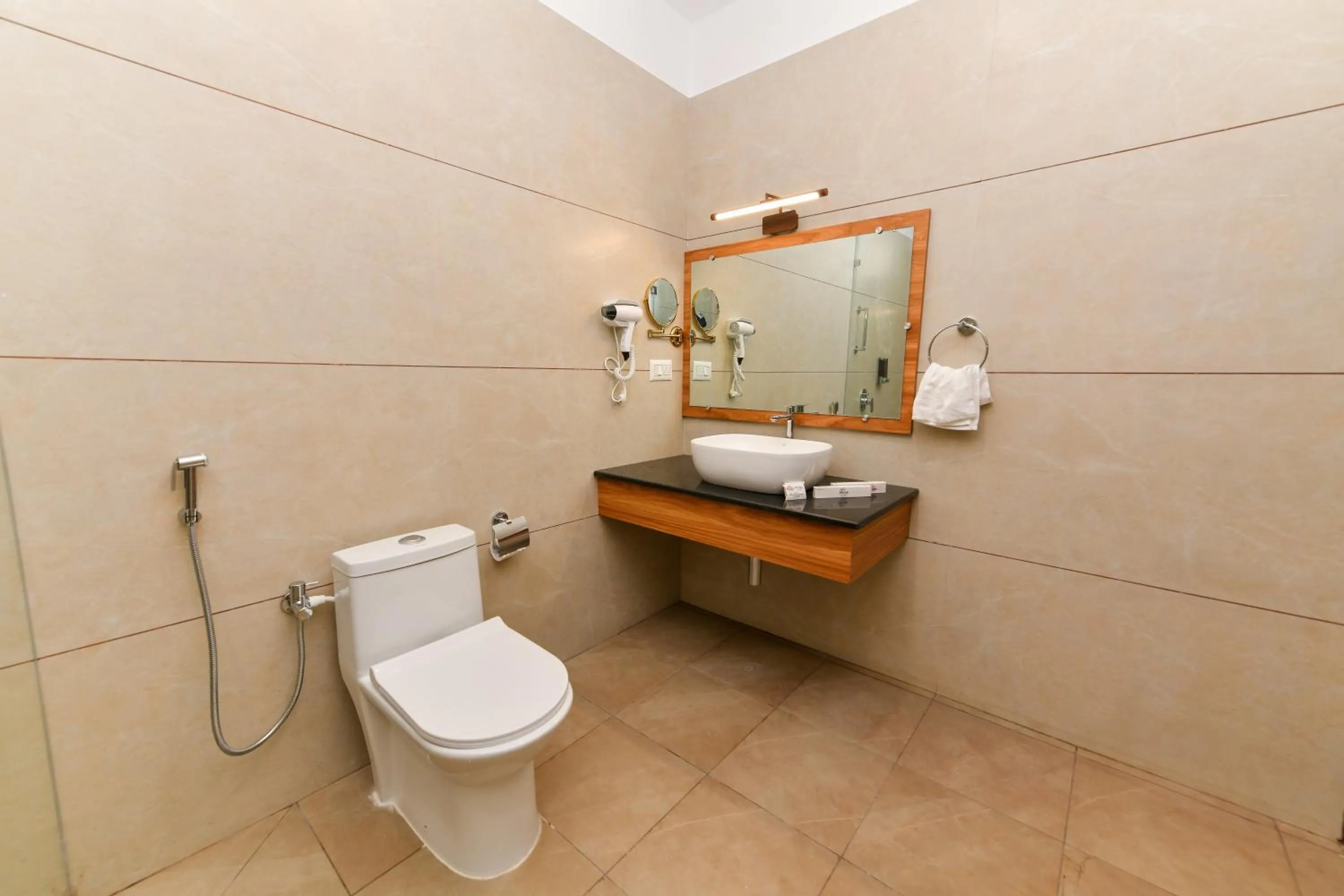 Bathroom in Hotel Shine International