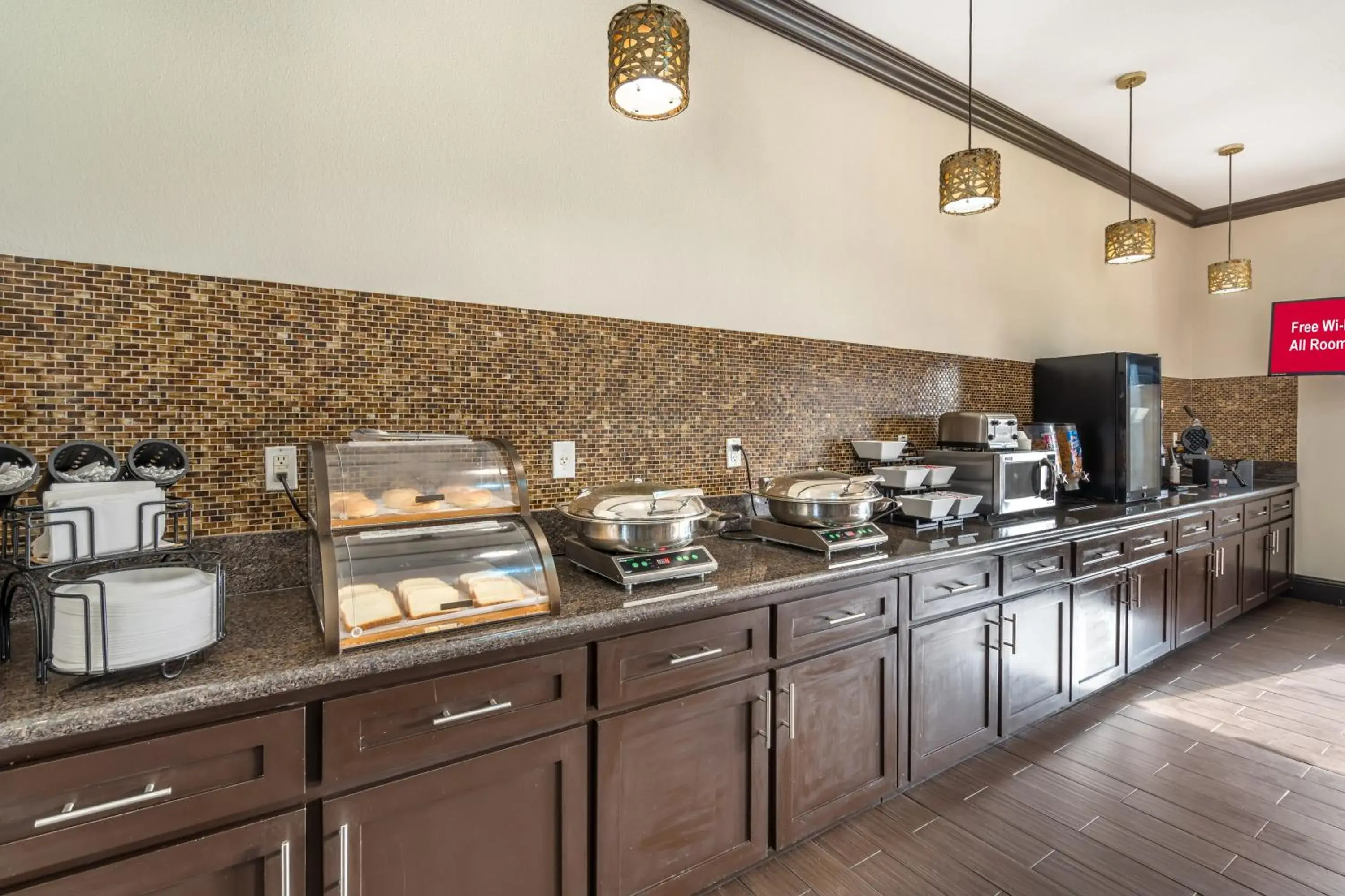 Breakfast in Best Western Trail Dust Inn & Suites Breakfast in Best Western Trail Dust Inn & Suites