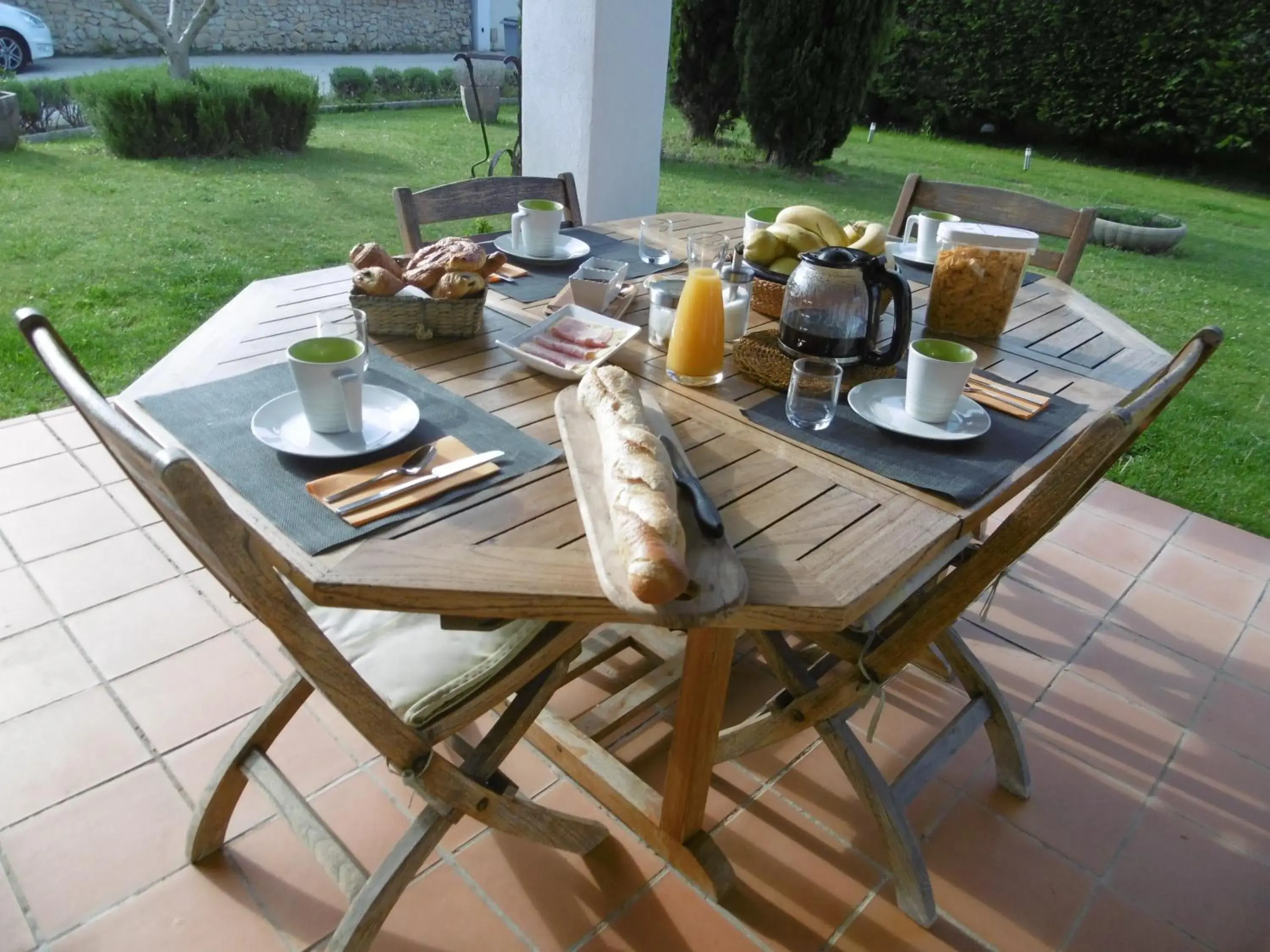 Family Suite in Les chambres d'hôtes d'Eloïse, piscine privée Family Suite in Les chambres d'hôtes d'Eloïse, piscine privée