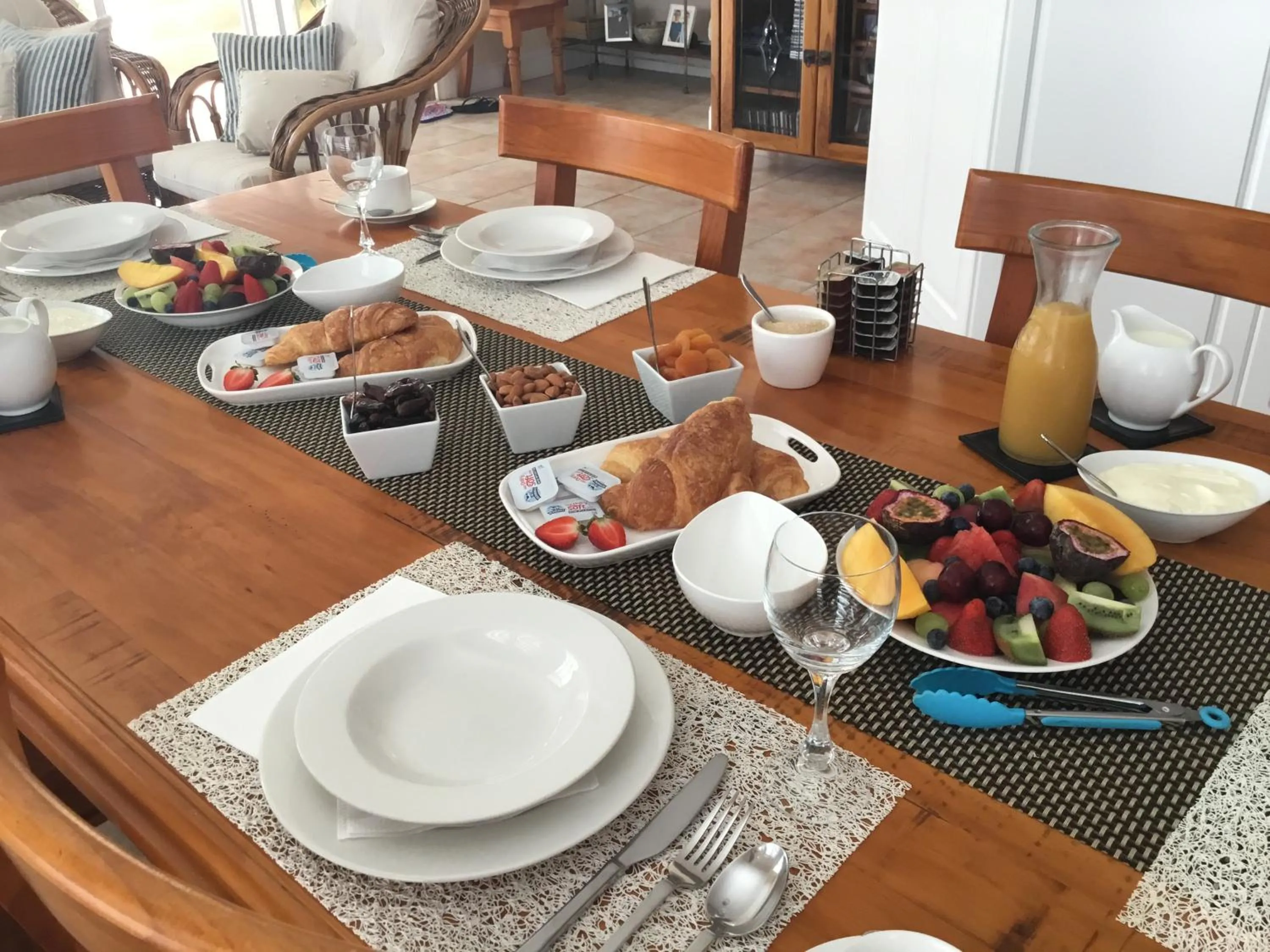 Breakfast in Brezza Bella Boutique Bed & Breakfast