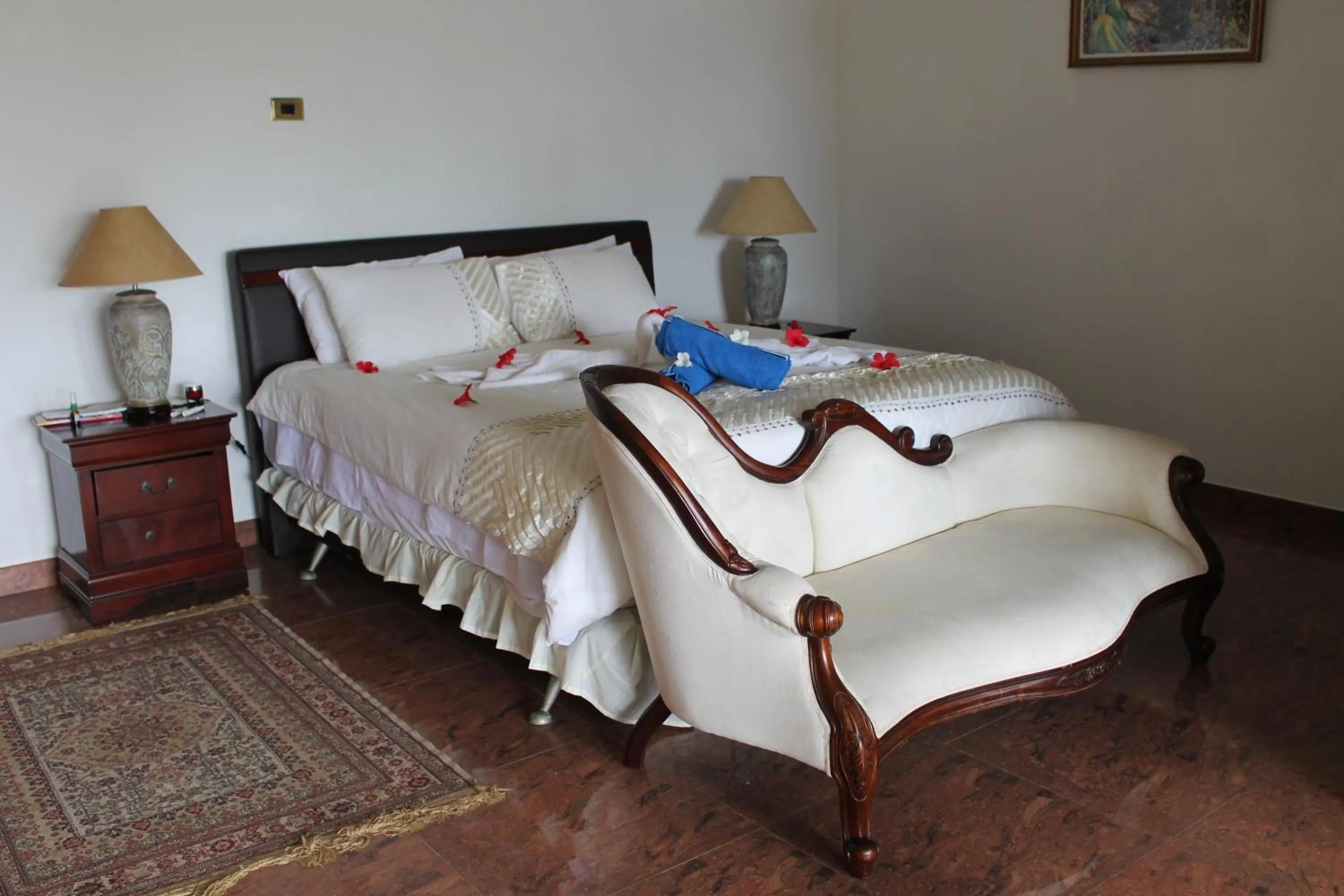 Bedroom, Bed in Le Bonheur Villa