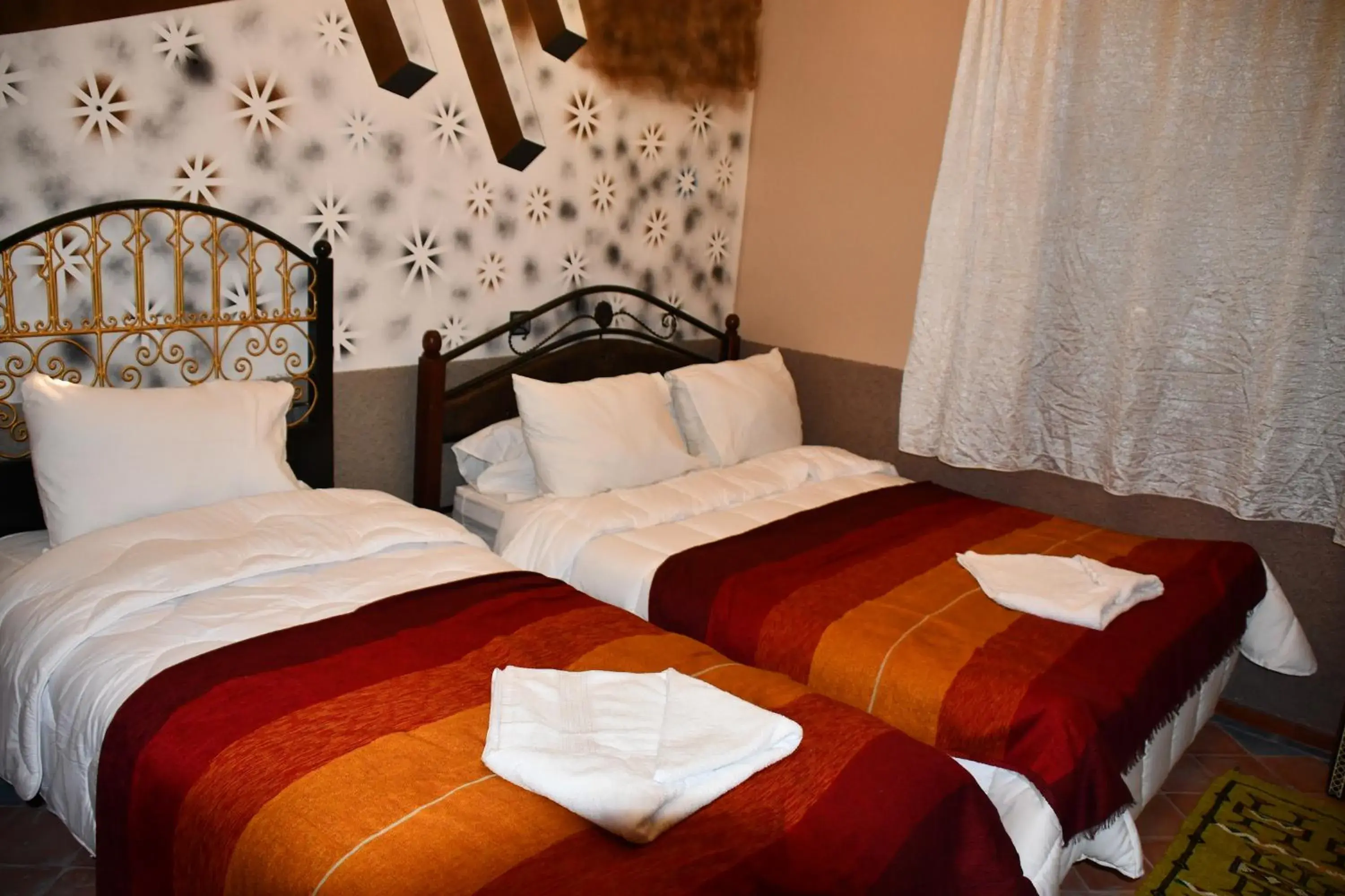 Twin Room in Hôtel La Vallée Des Oiseaux Twin Room in Hôtel La Vallée Des Oiseaux