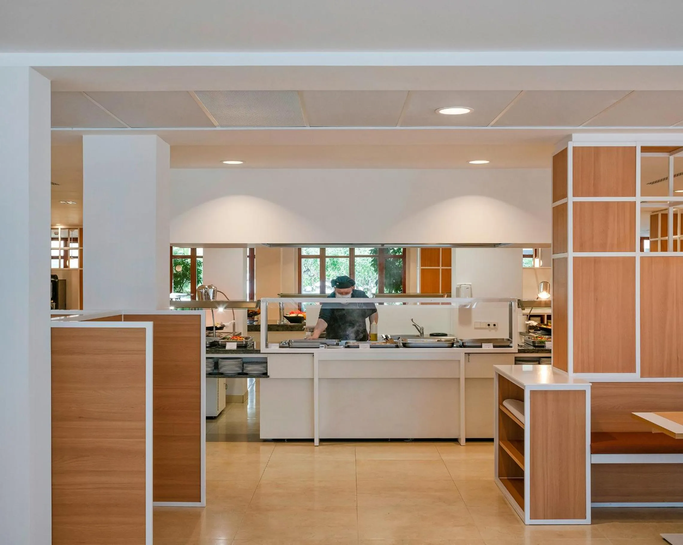 Restaurant/places to eat in Hotel Los Robles