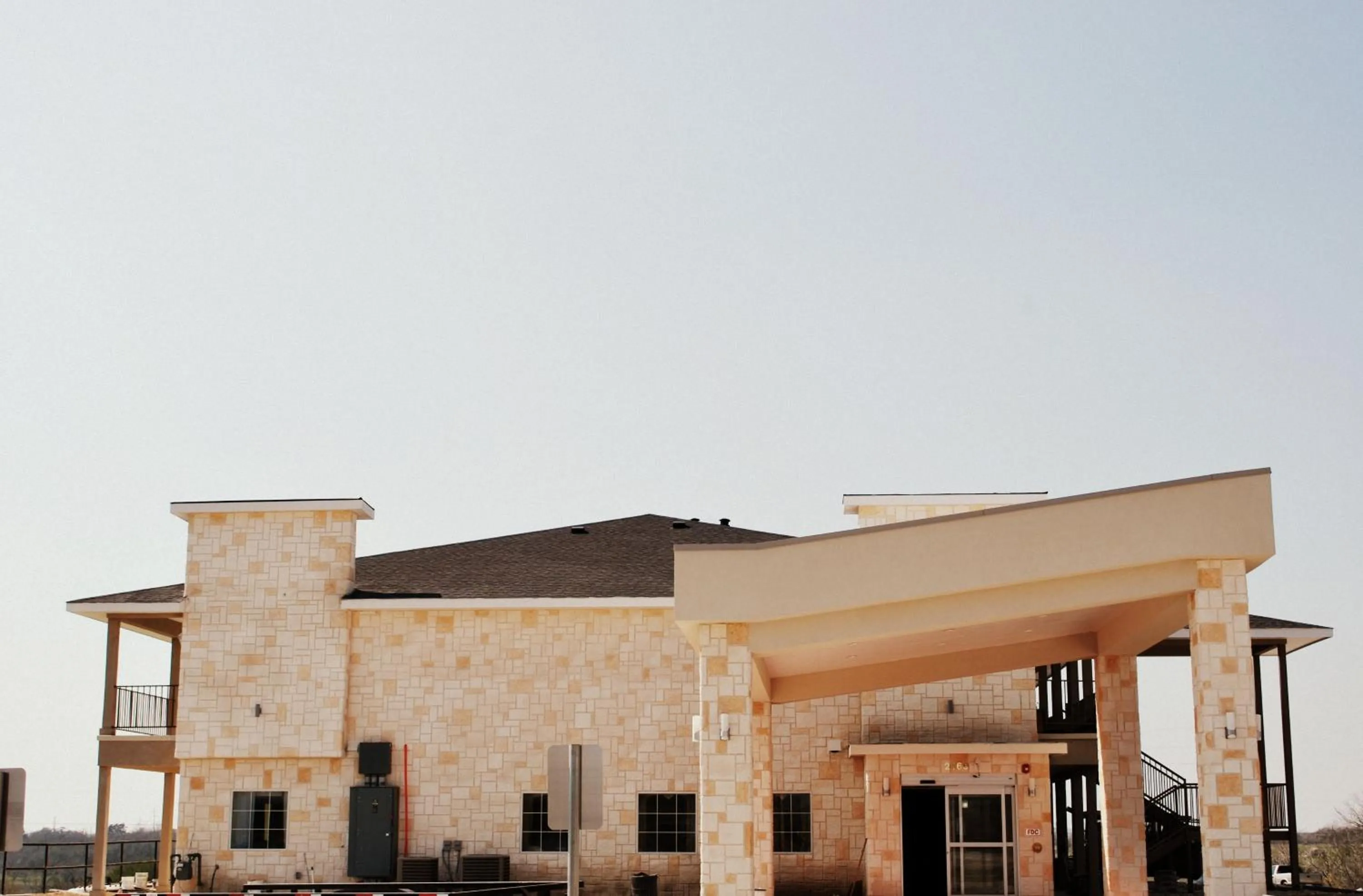 Westwood Inn & Suites