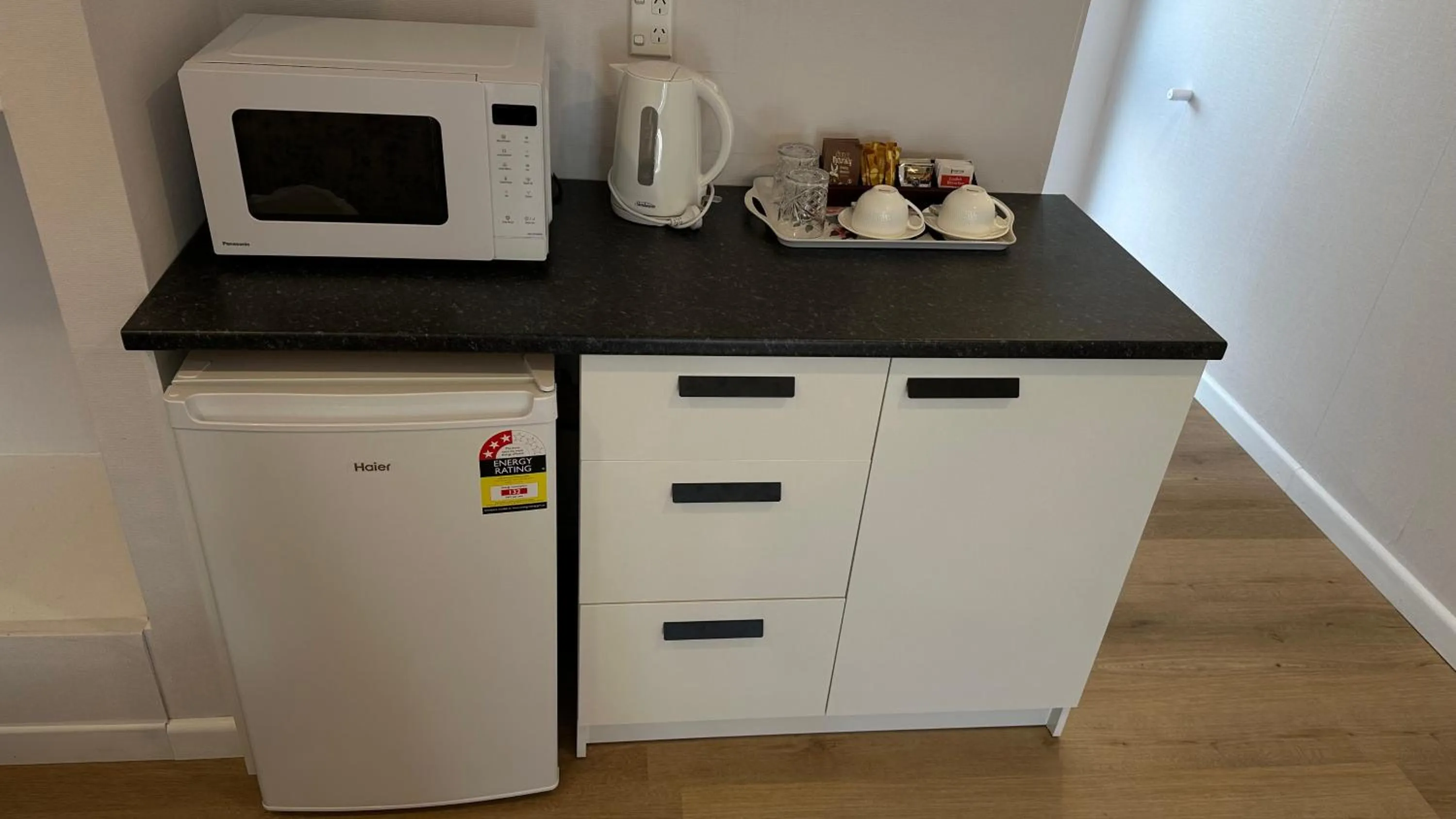 Cascades Motor Lodge