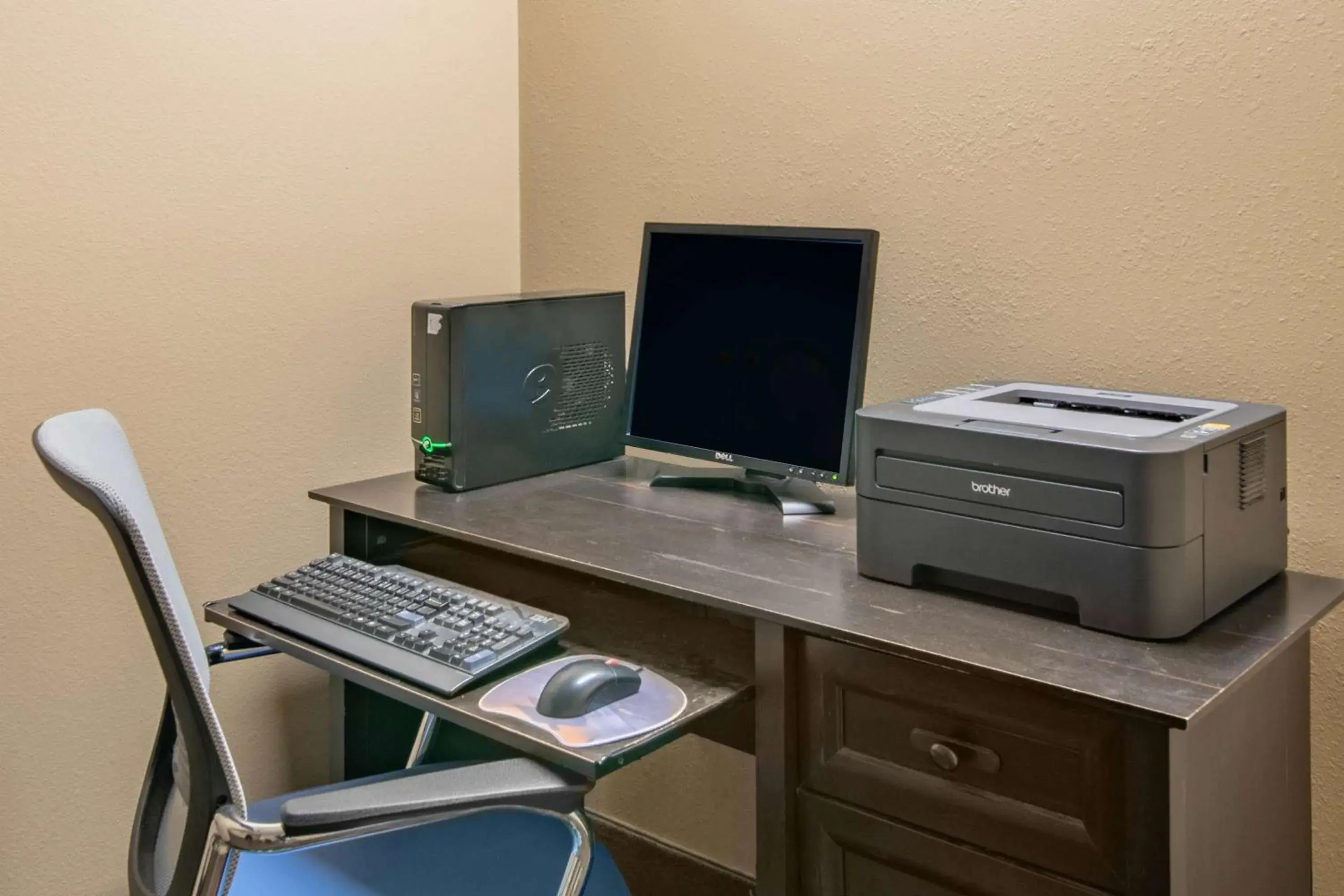 On site in Four Seasons Inn On site in Four Seasons Inn