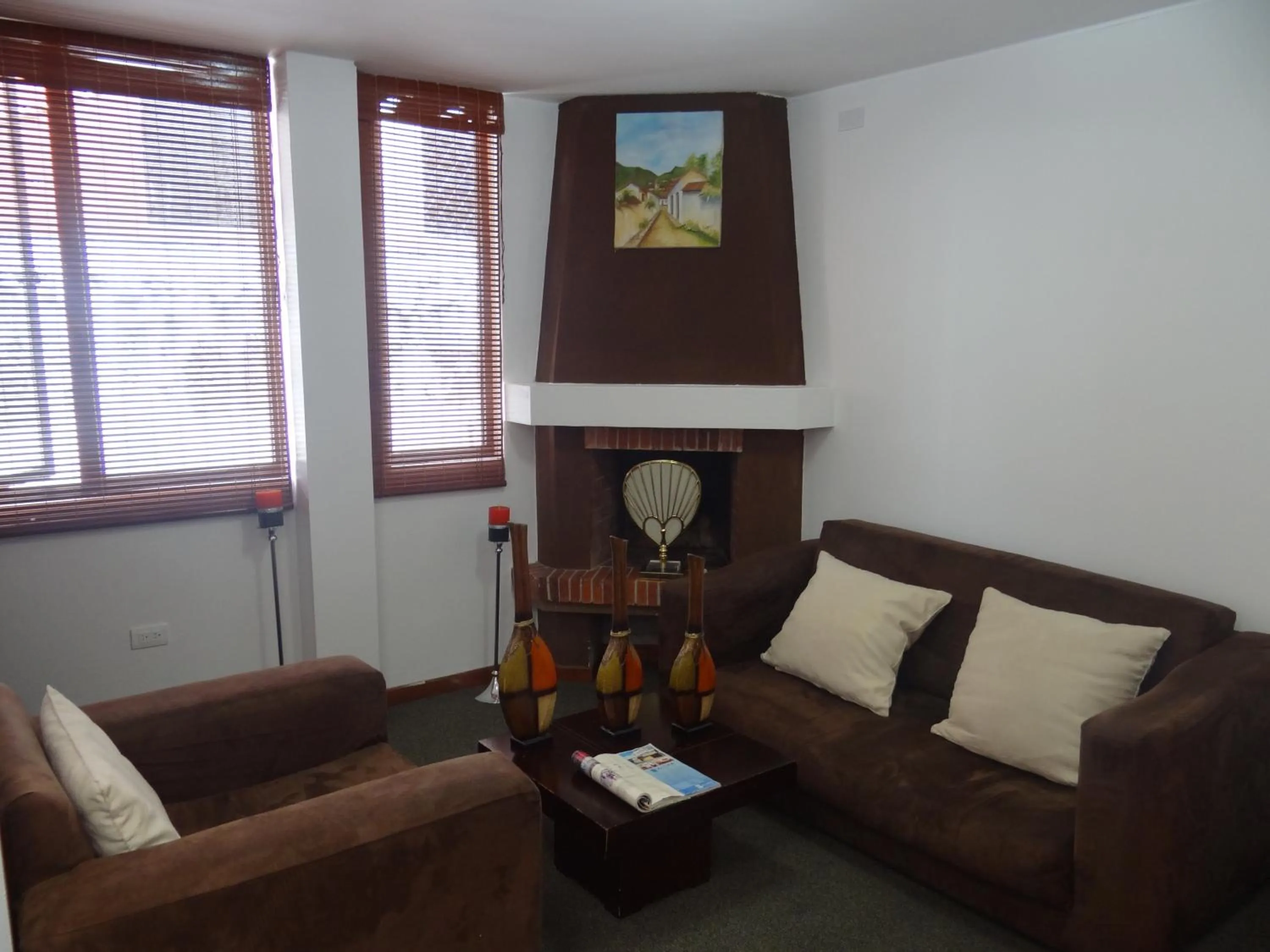 Living room in Altura Rooms & Suites