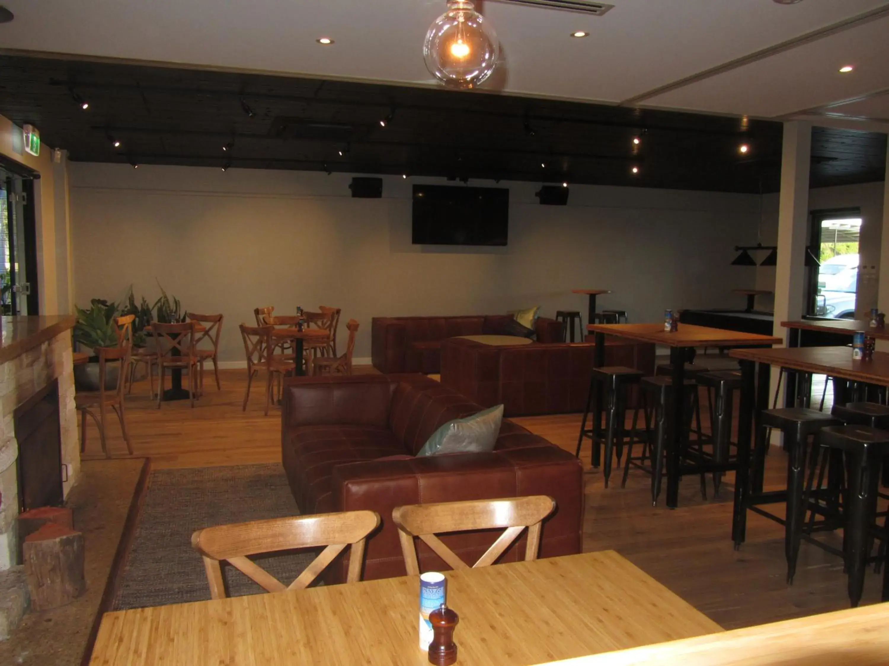 Lounge or bar in Margaret River Beach Apartments Lounge or bar in Margaret River Beach Apartments