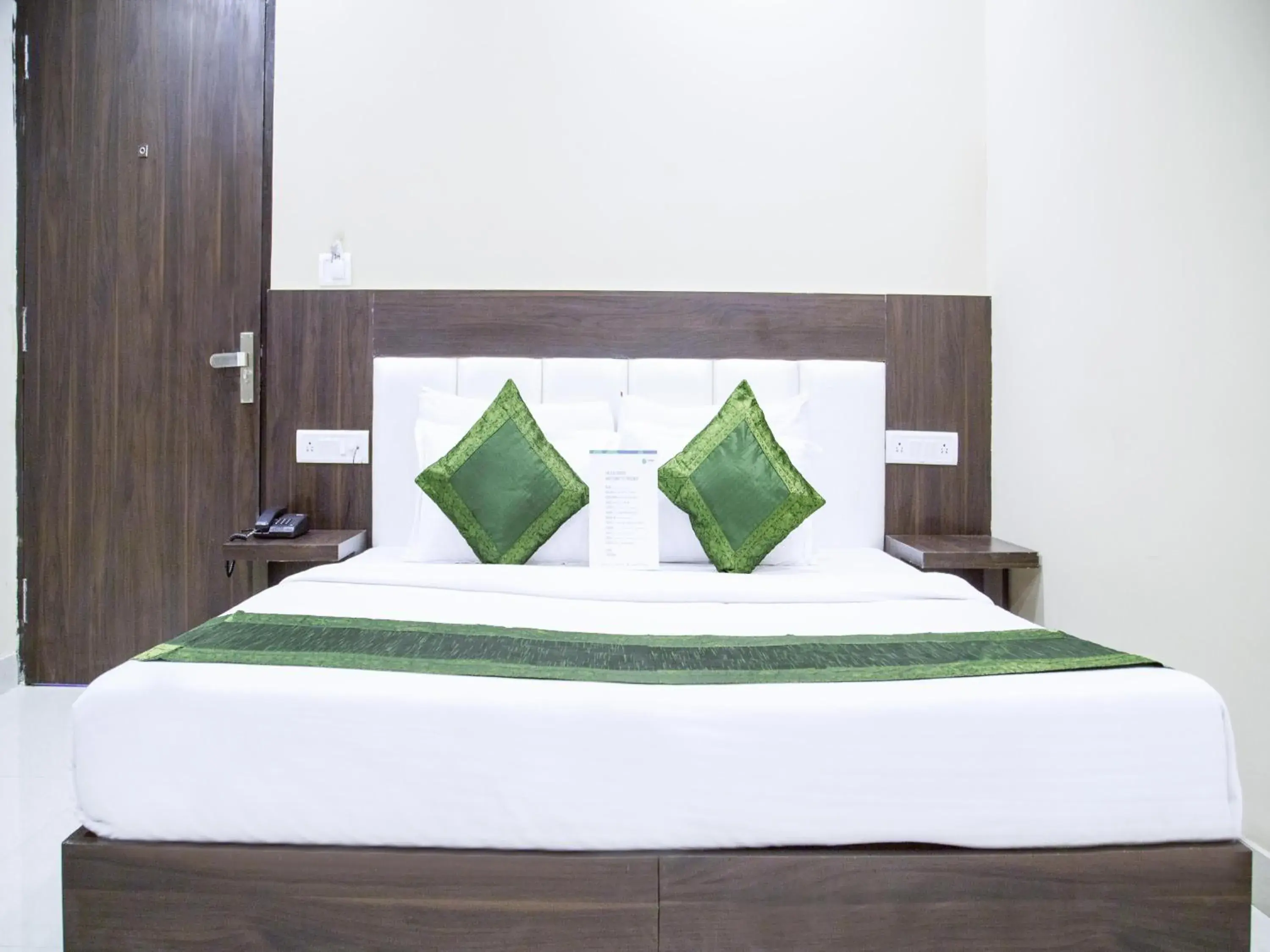 bunk bed, Bed in Taj Haveli Hotel Agra - Walkable Distance From Taj Mahal bunk bed, Bed in Taj Haveli Hotel Agra - Walkable Distance From Taj Mahal