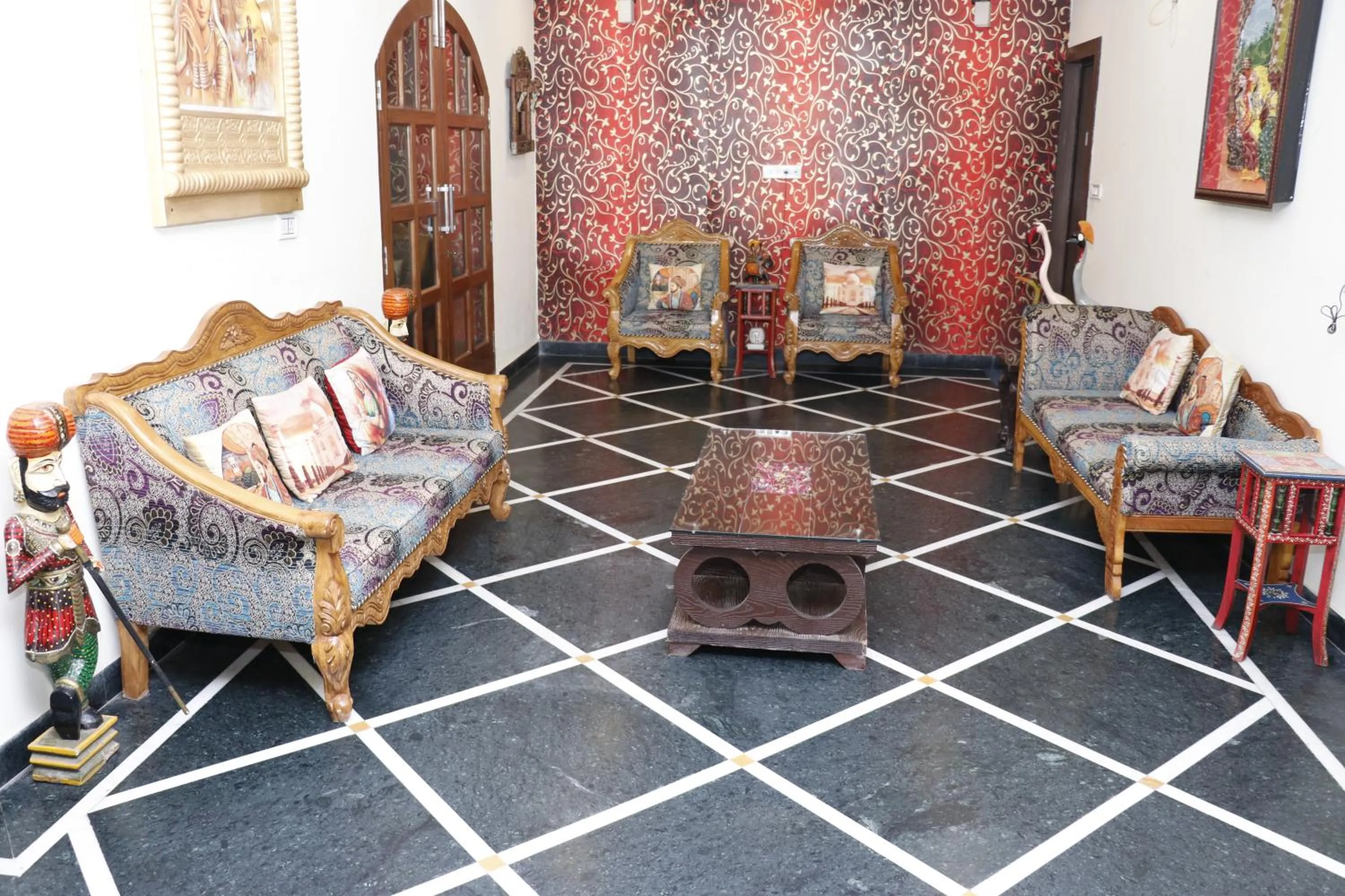 Lobby or reception in Taj Haveli Hotel Agra - Walkable Distance From Taj Mahal