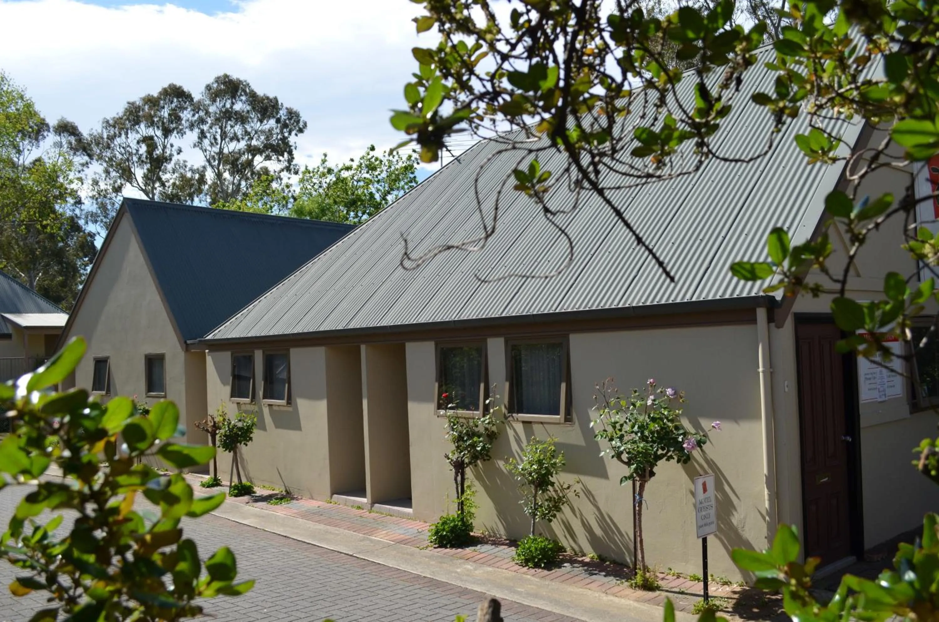 Facade/entrance in Hahndorf Motel
