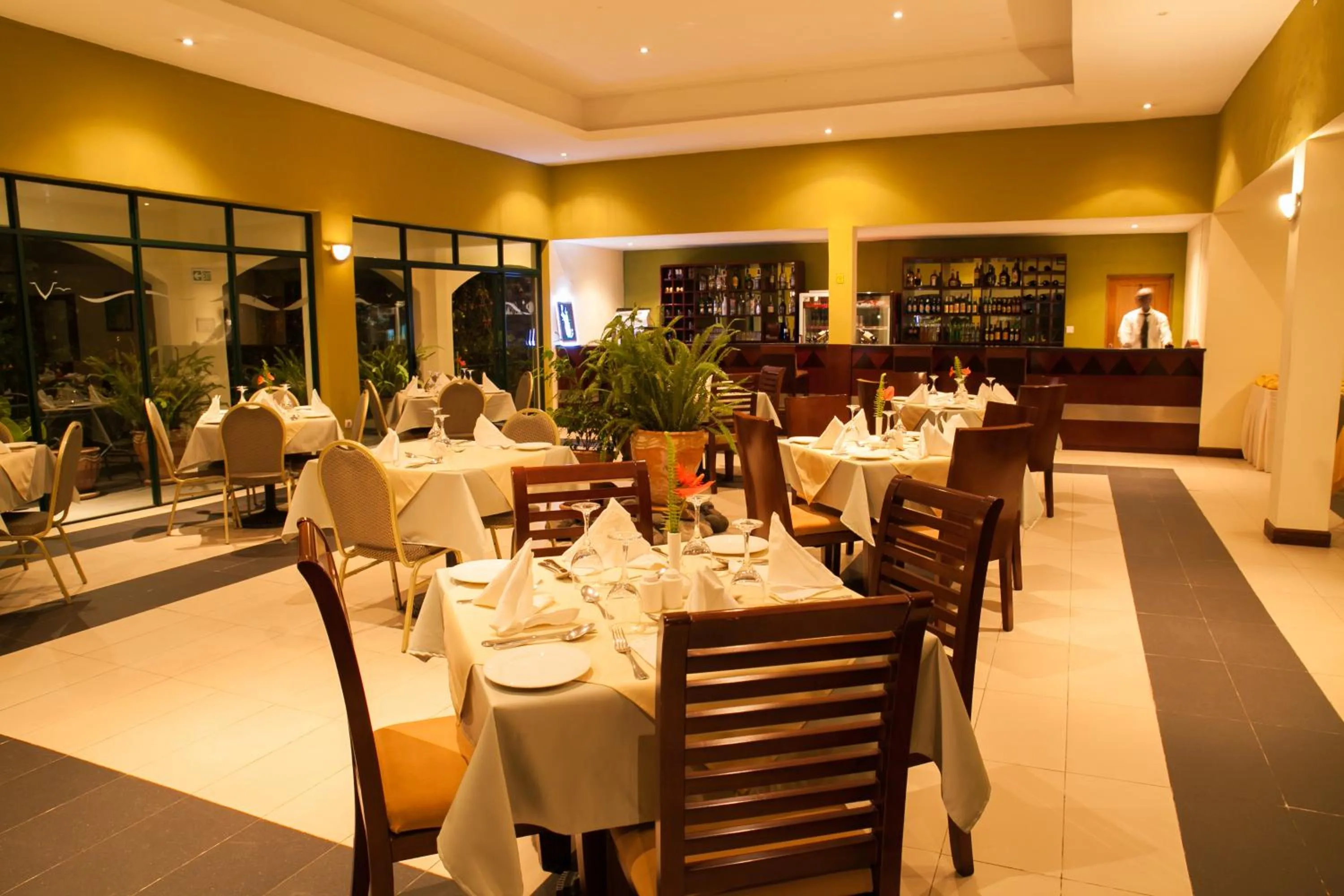 Restaurant/places to eat in Gorillas Volcanoes Hotel