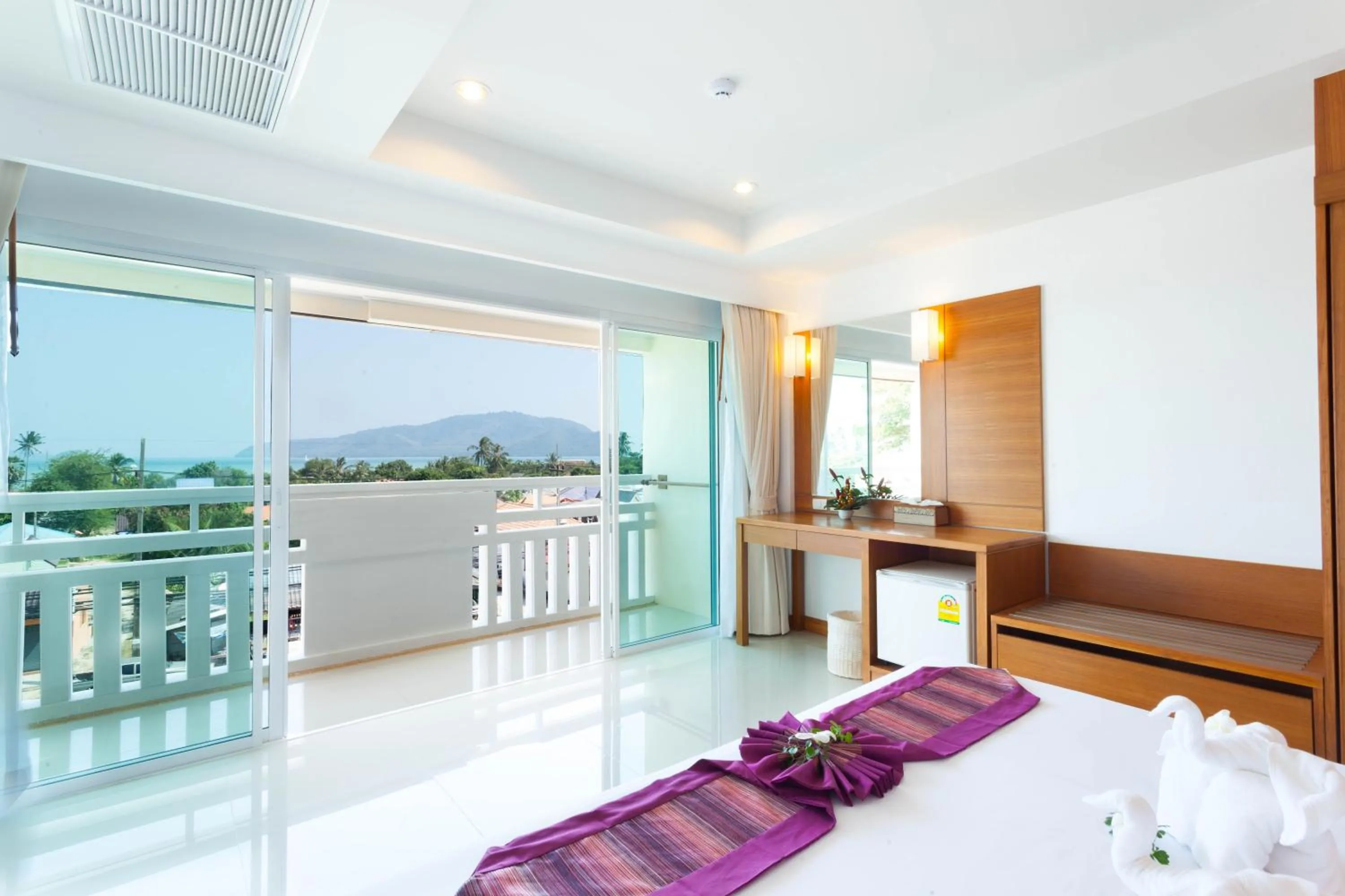 Bed in Rawai Princess Hotel