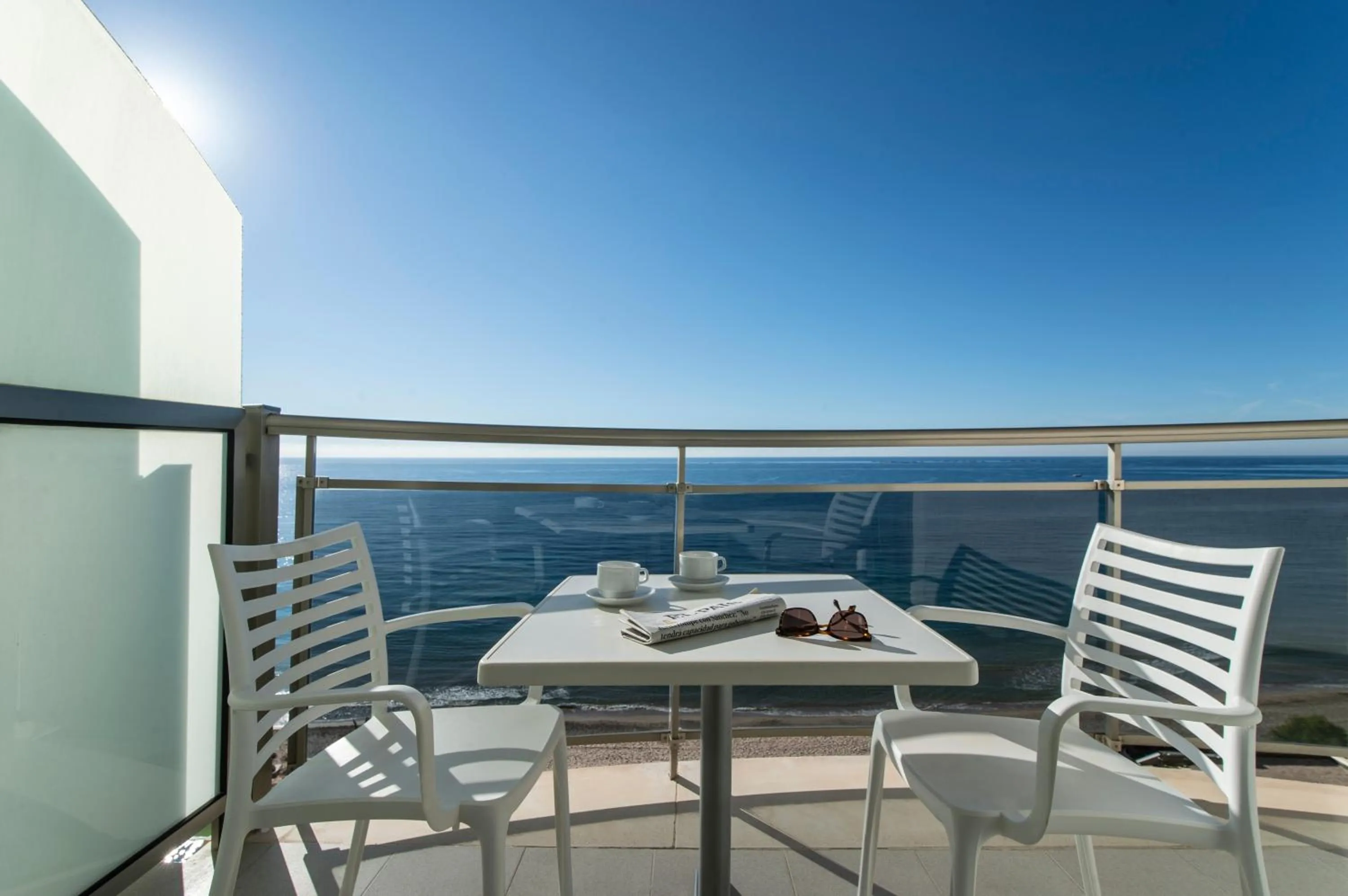 Spring in Hotel Bahía Calpe by Pierre & Vacances