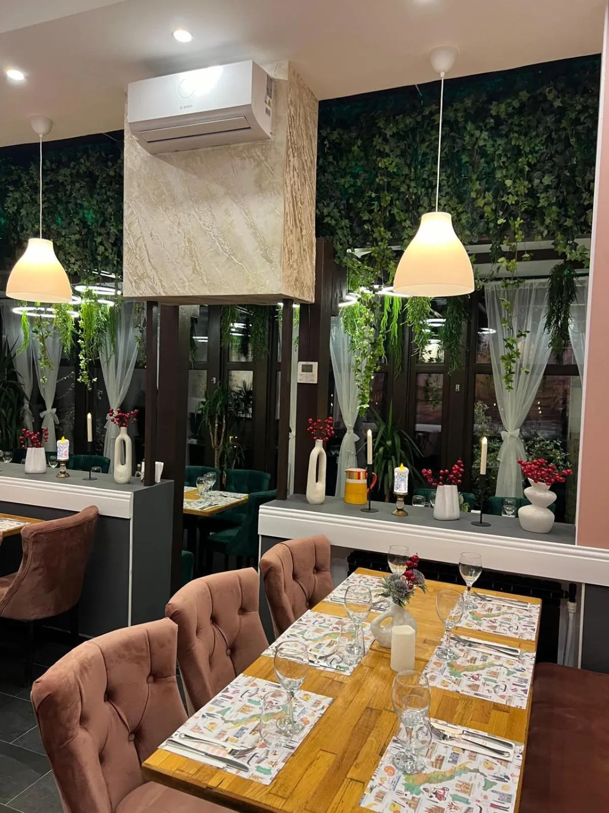 Hotel Les Jardins Carol