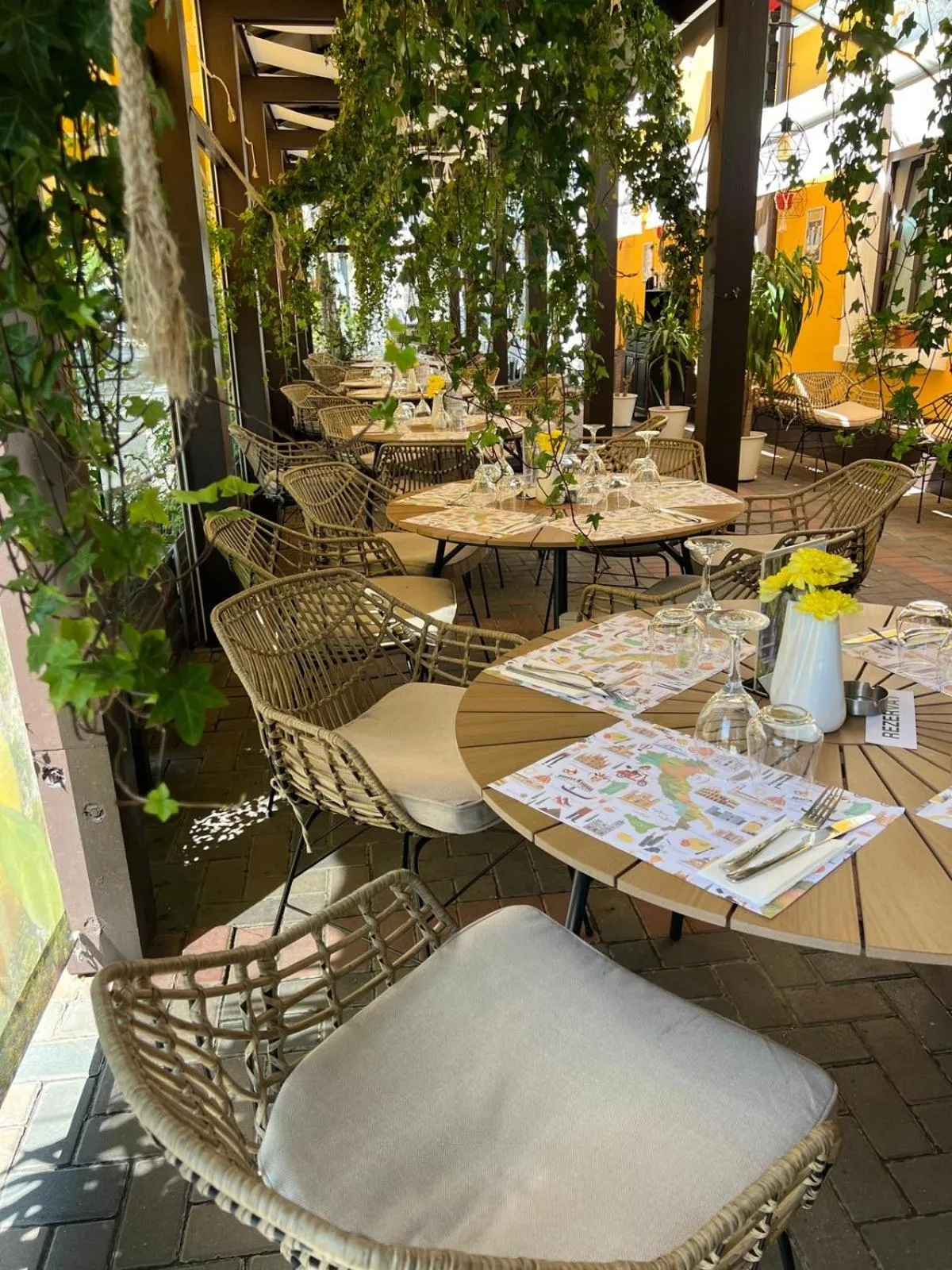 Hotel Les Jardins Carol