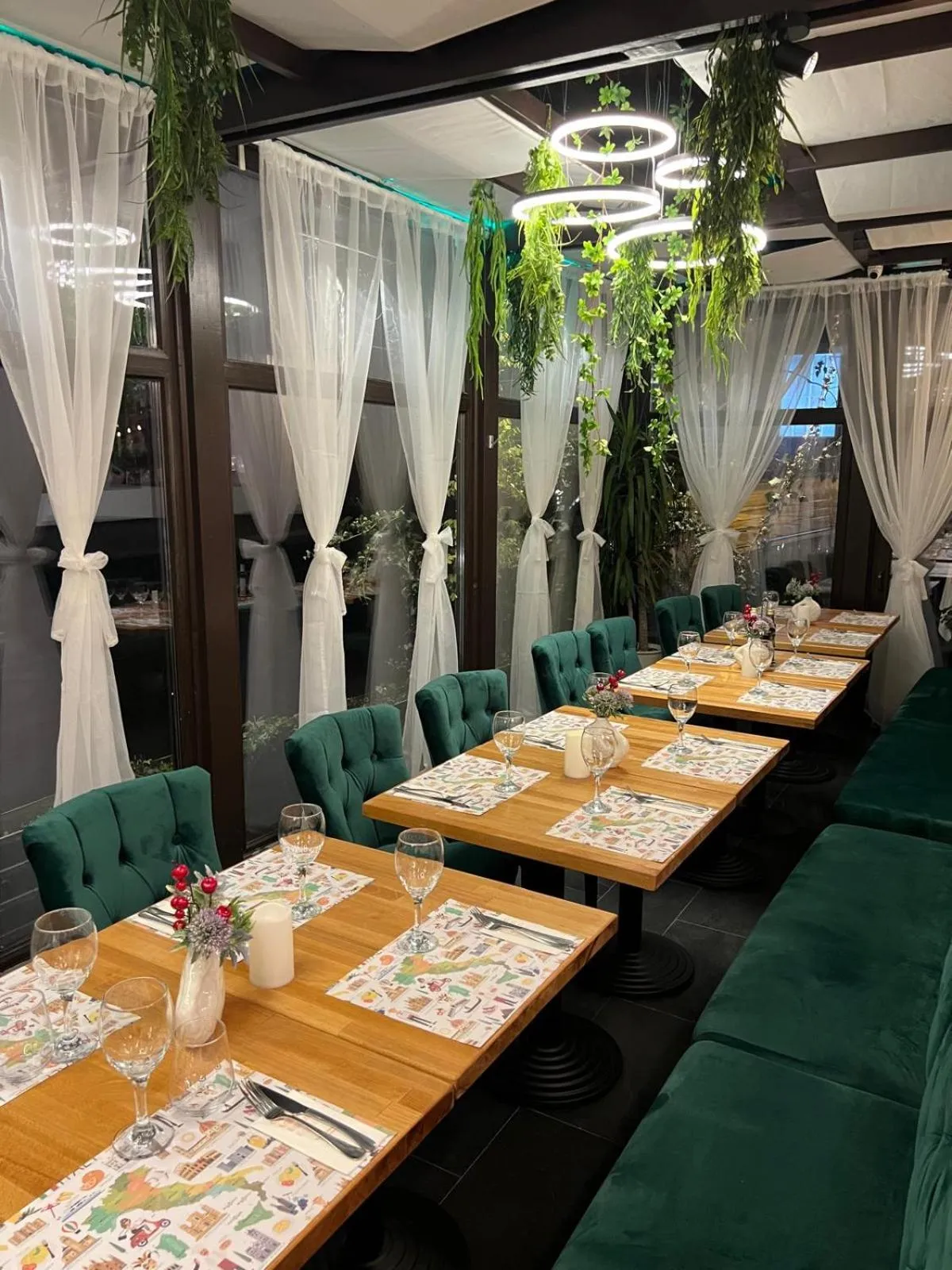 Hotel Les Jardins Carol