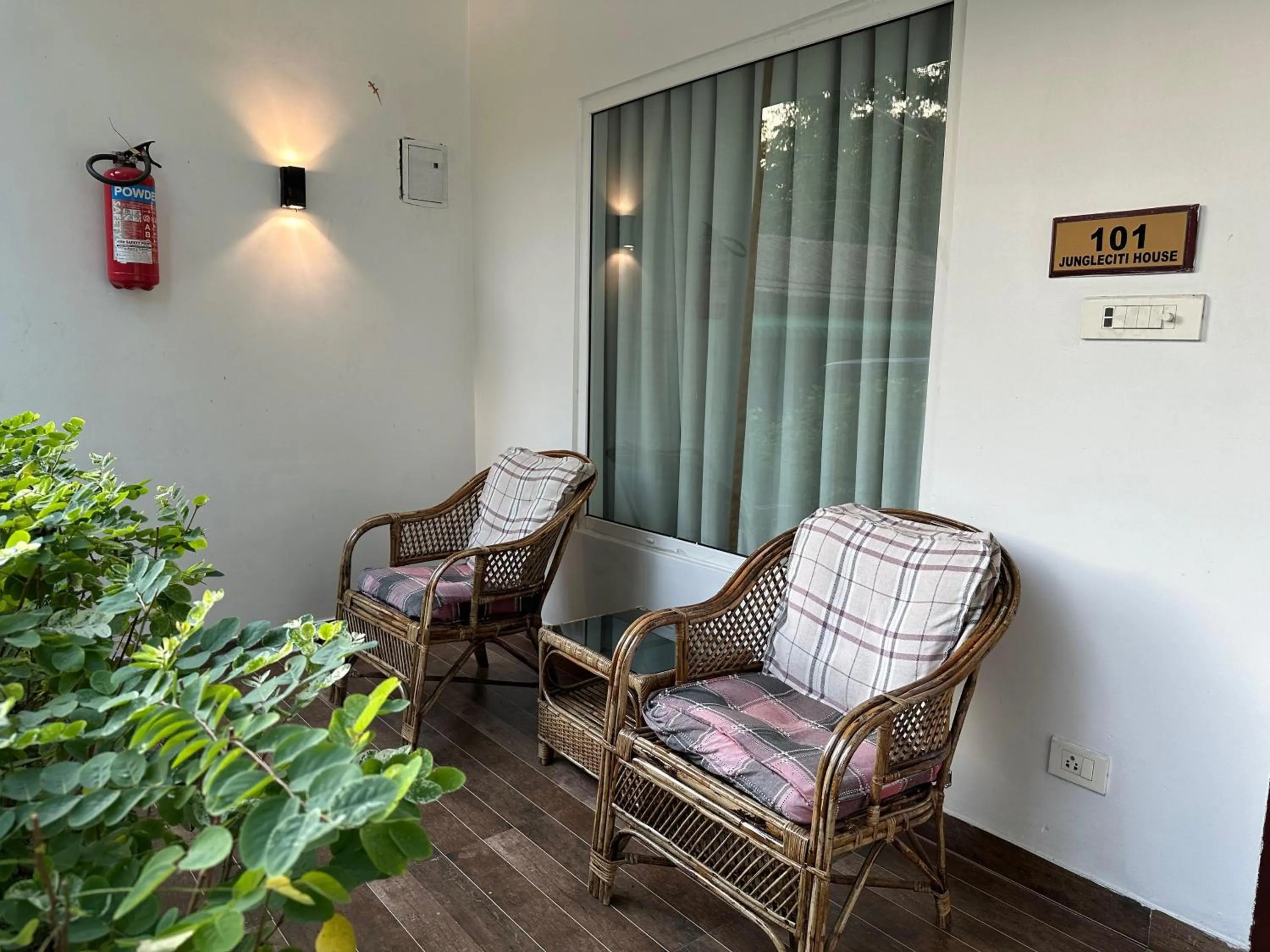 Photo of the whole room in Jungleciti House, Kaziranga National Park