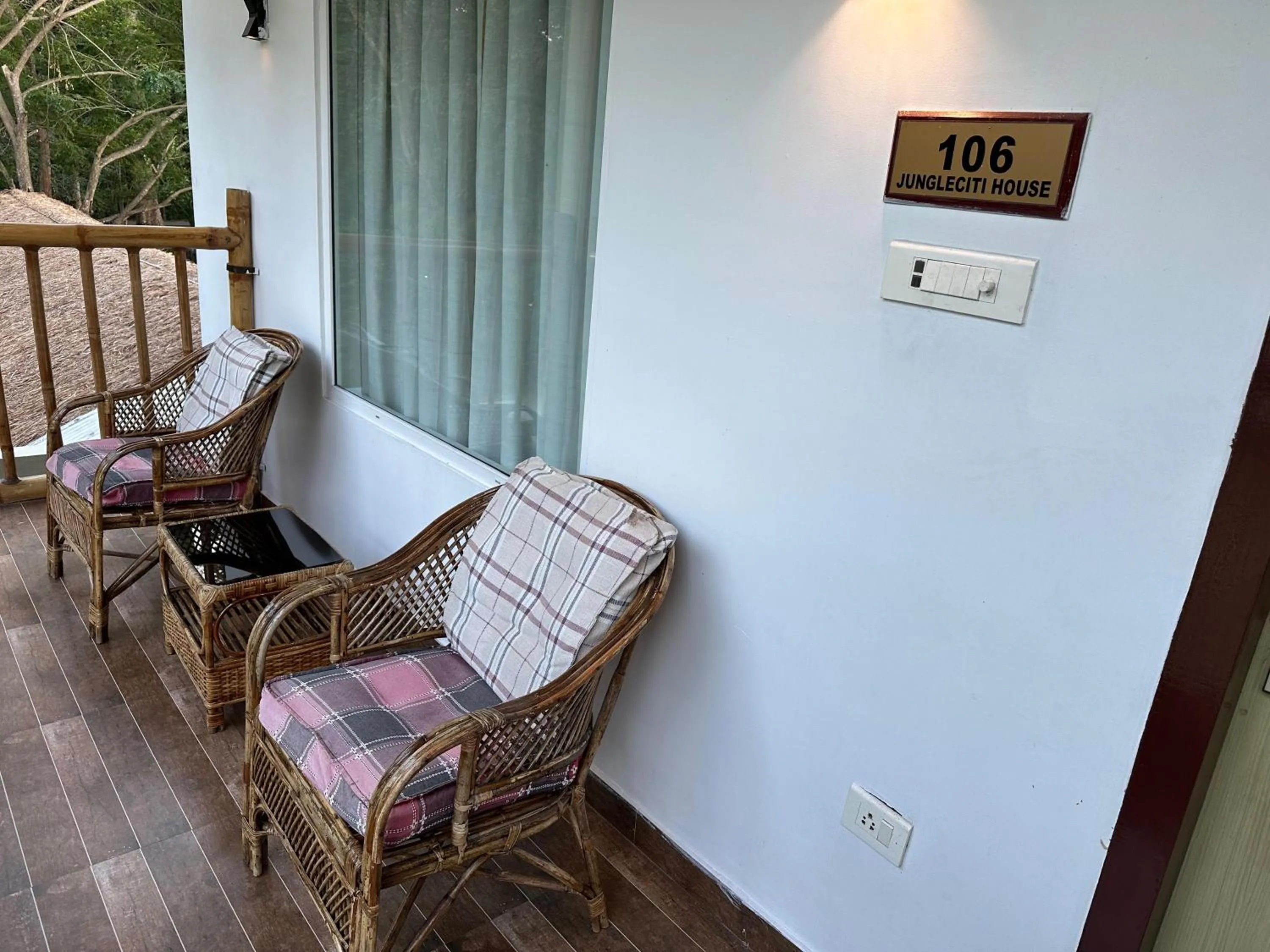 Photo of the whole room in Jungleciti House, Kaziranga National Park