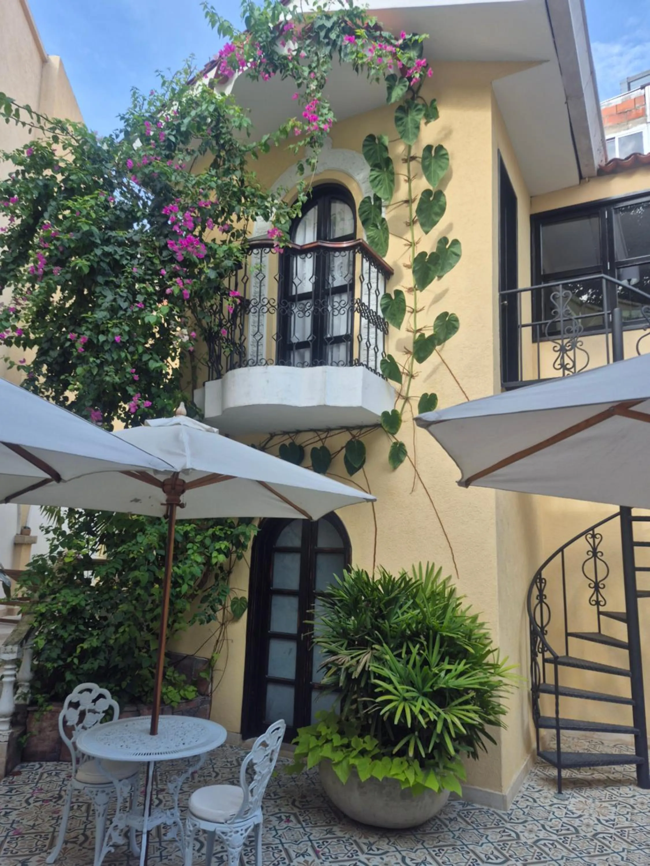Patio in Casa Sileo - boutique Hotel