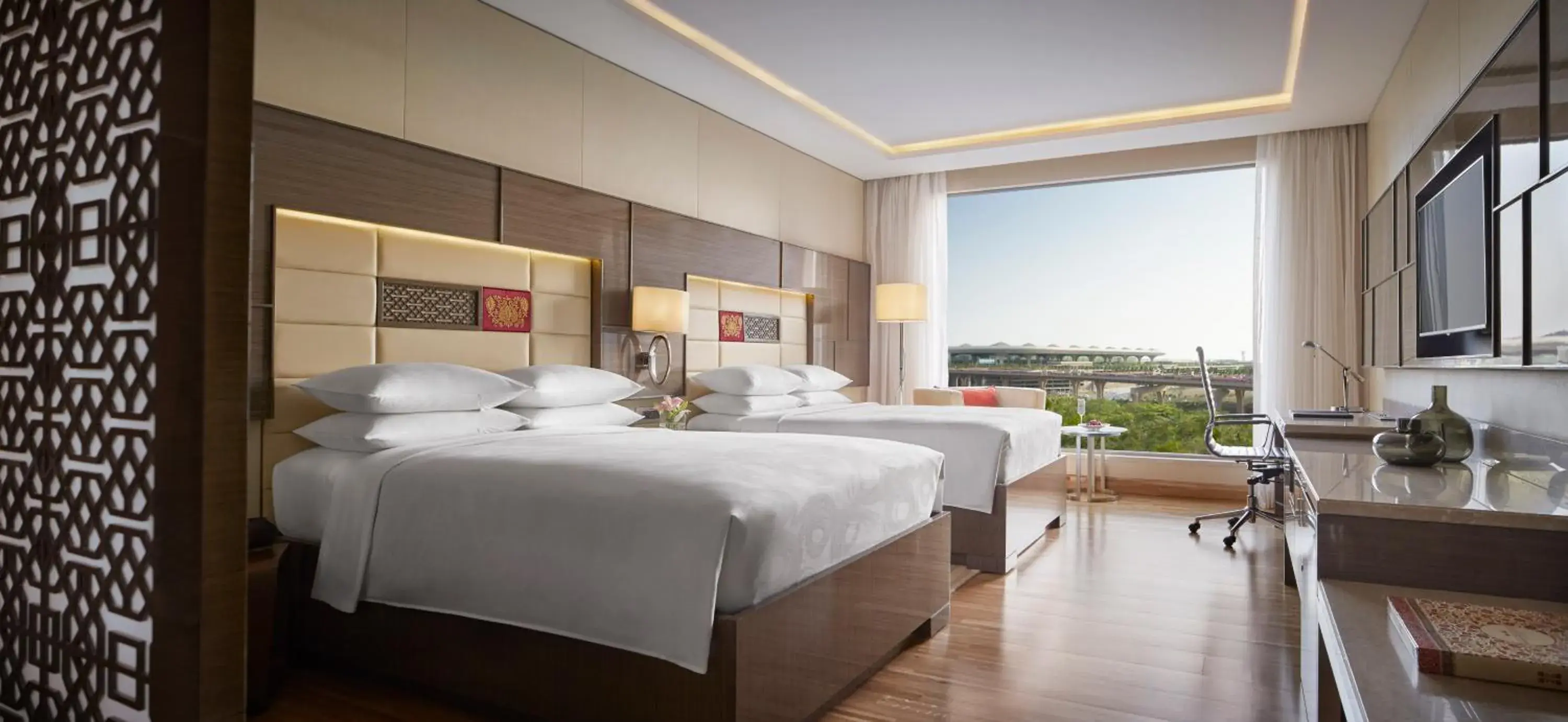Guest Room, Executive lounge access, 2 Double, City View in JW Marriott Mumbai Sahar Airport Guest Room, Executive lounge access, 2 Double, City View in JW Marriott Mumbai Sahar Airport