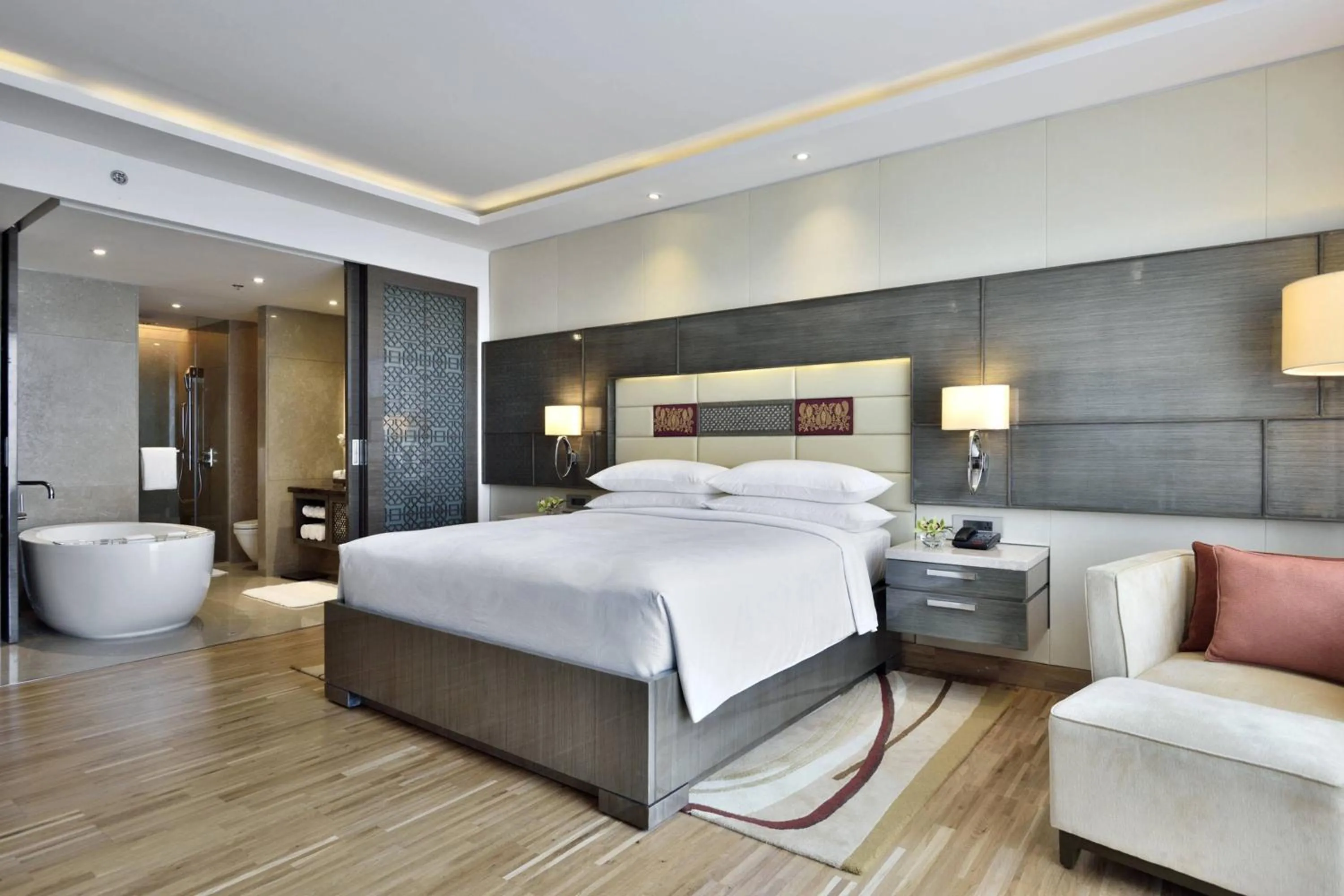 Bedroom, Bed in JW Marriott Mumbai Sahar Airport