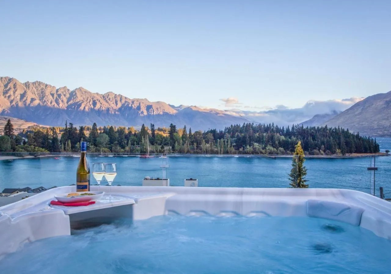 Natural landscape in Kakara Moana by MajorDomo - Lake Views & Spa Pool