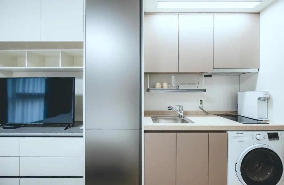 H Avenue Sasang Station Residence Hotel