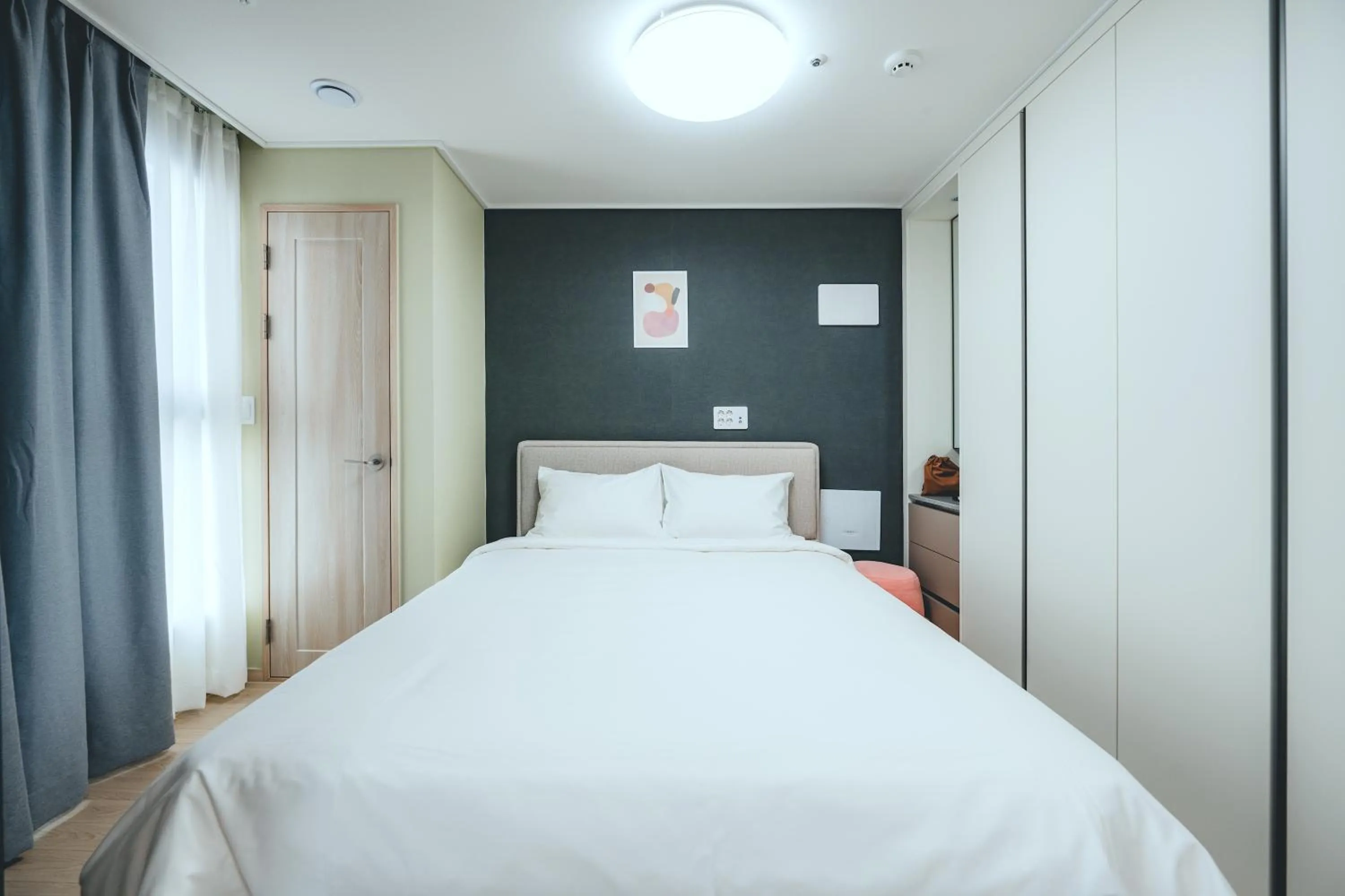 Bed in H Avenue Sasang Station Residence Hotel