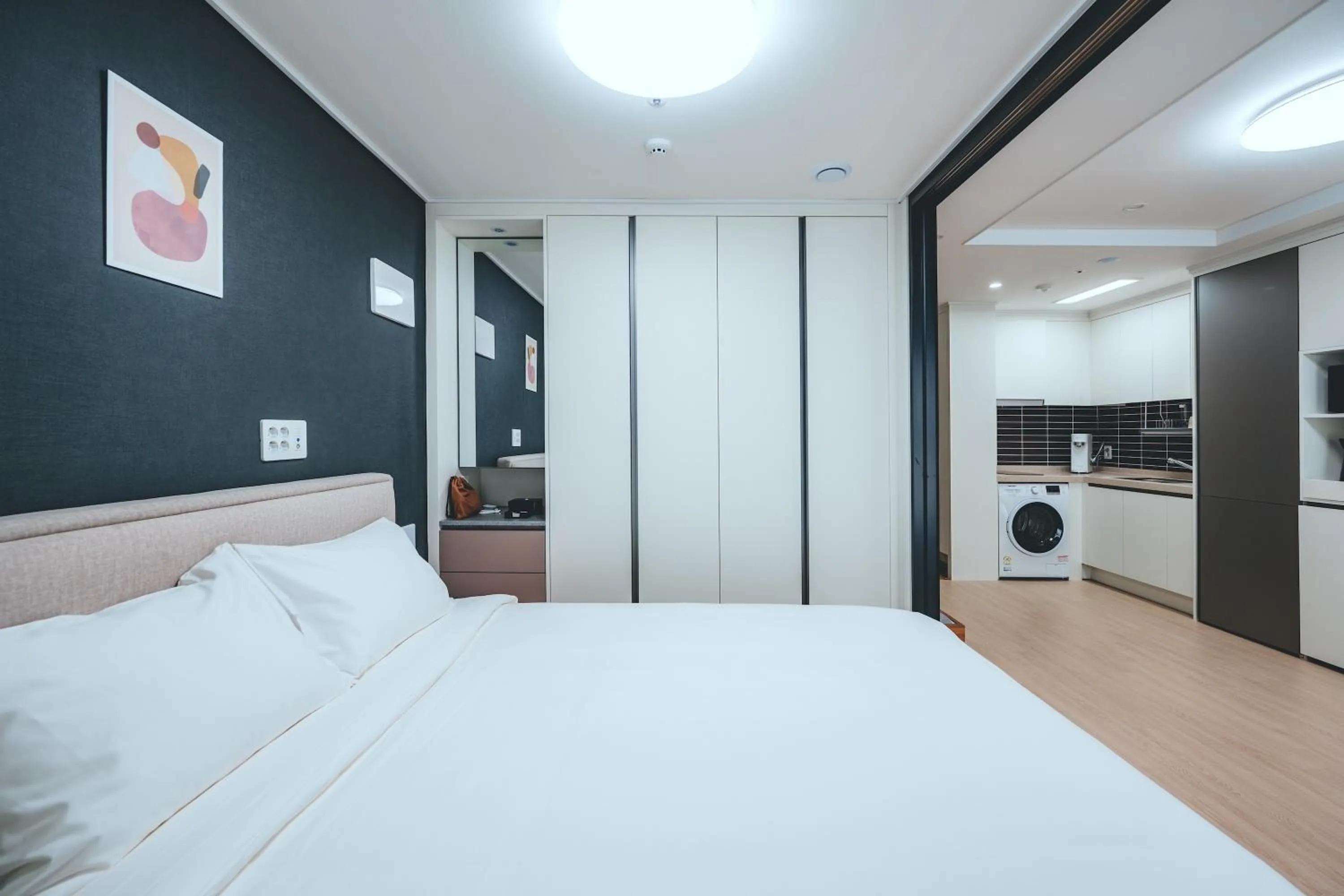 Bed in H Avenue Sasang Station Residence Hotel