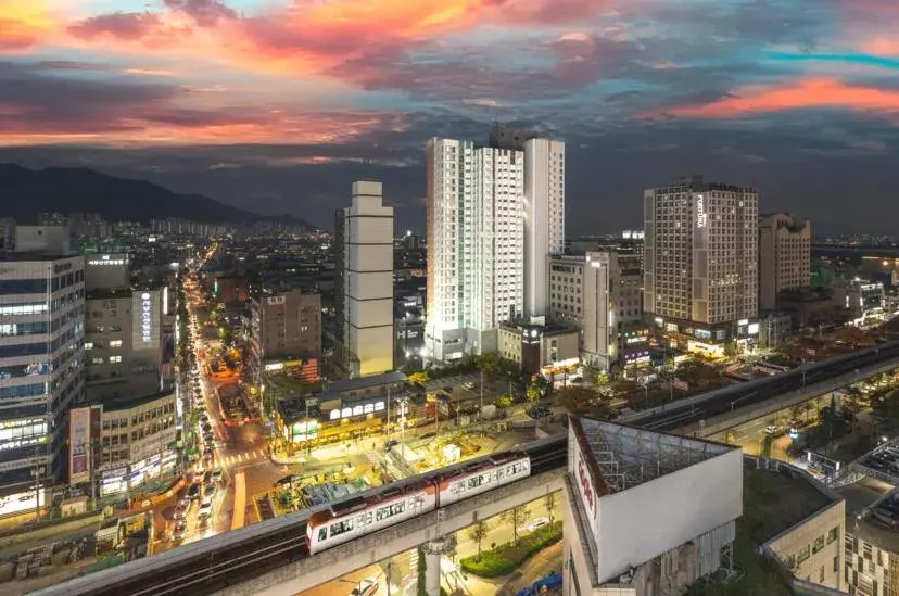 Property building in H Avenue Sasang Station Residence Hotel Property building in H Avenue Sasang Station Residence Hotel