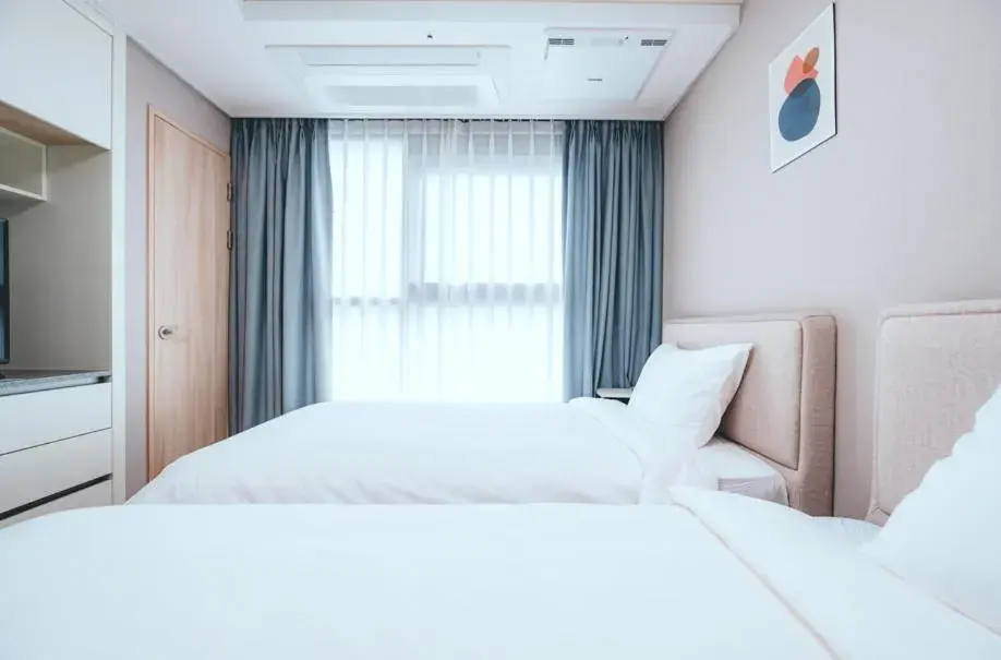 Bed in H Avenue Sasang Station Residence Hotel Bed in H Avenue Sasang Station Residence Hotel