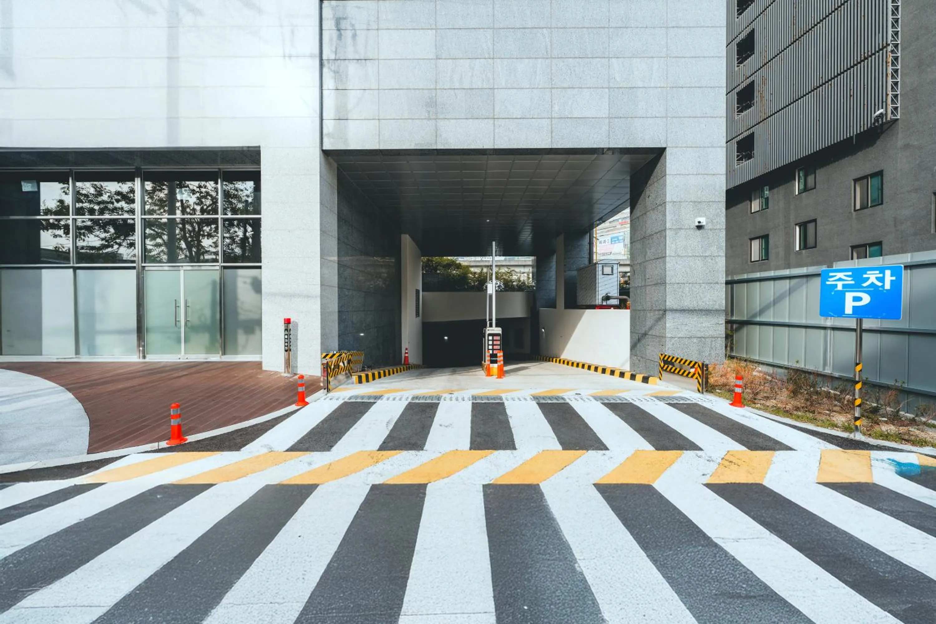 H Avenue Sasang Station Residence Hotel