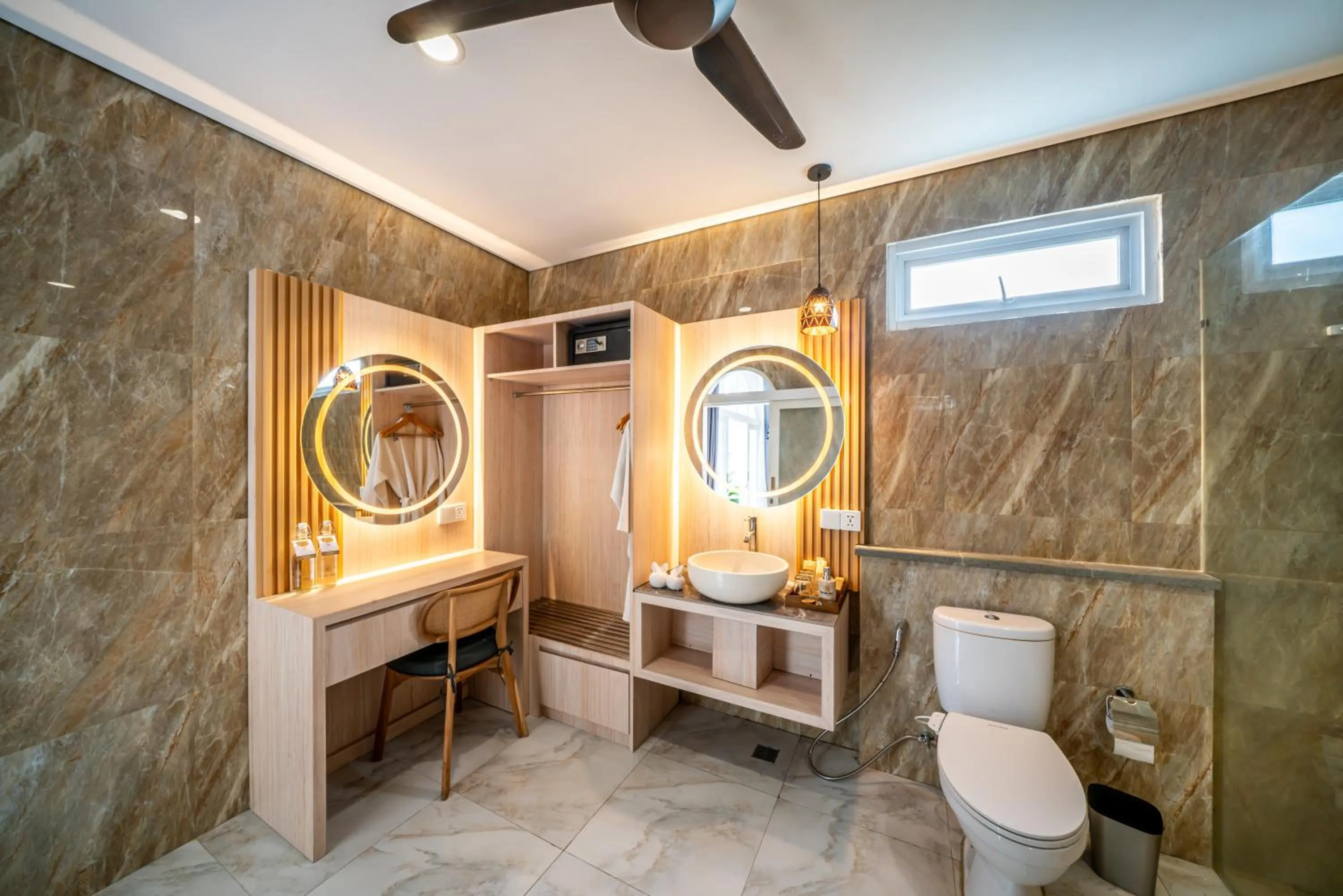 Bathroom in Dikubu Bali Villa and Suites